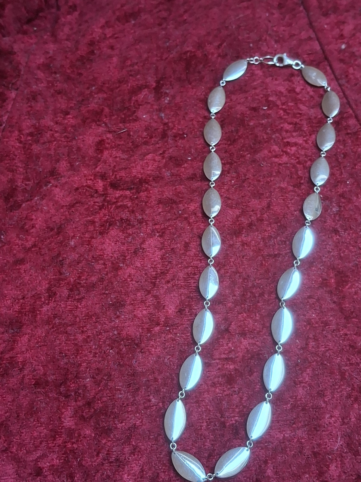 REDUCED! Pretty Vintage Hallmarked Sterling Silver Oval Link Necklace 24.5g