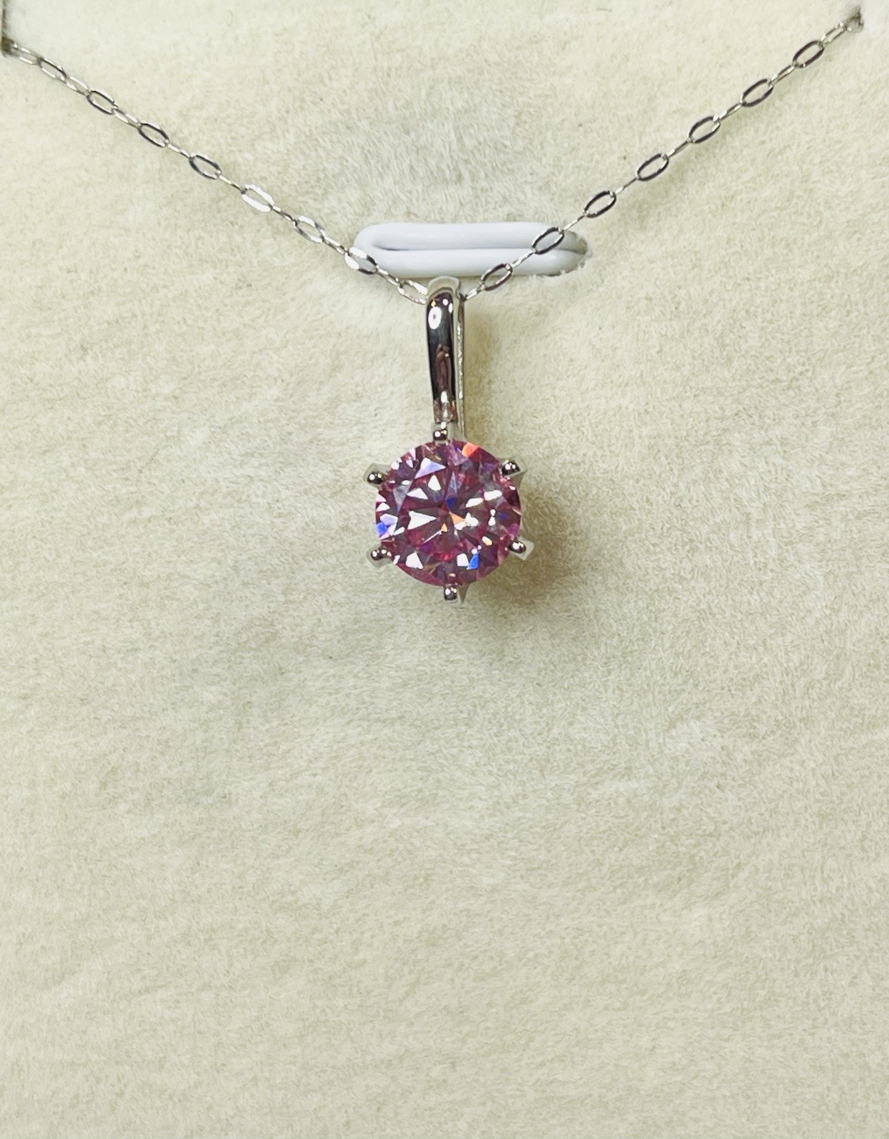 925 Sterling Silver 1 CTW VVS1 Pretty Pink Moissanite Pendant Necklace