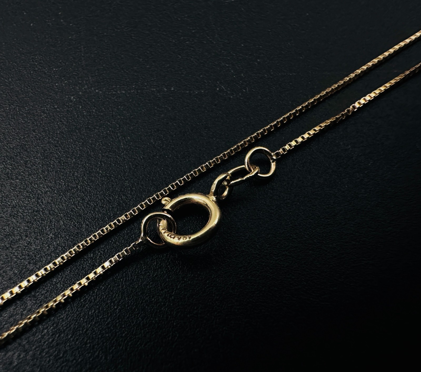 Solid 10K Yellow Gold Thin Liquid Box Link Chain Necklace, .5mm, 19 3/4″