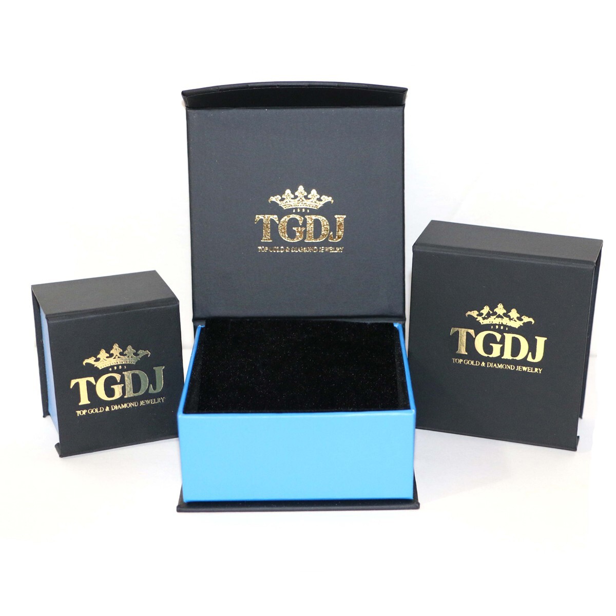 Gold 14K Yellow Gold Ladies Hand Pendant