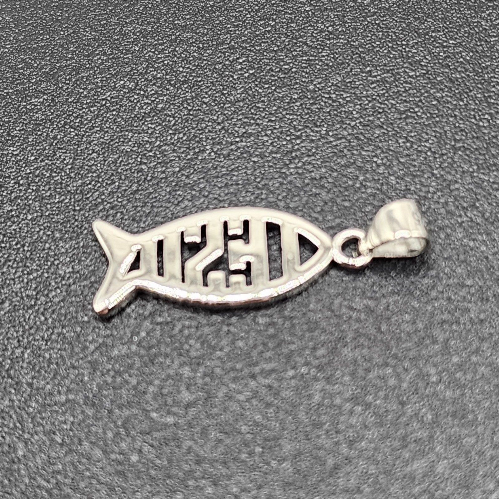 925 NEW Sterling Silver Pendant-Jesus Fish Ichthus Pendant 21mm Length 8mm Width