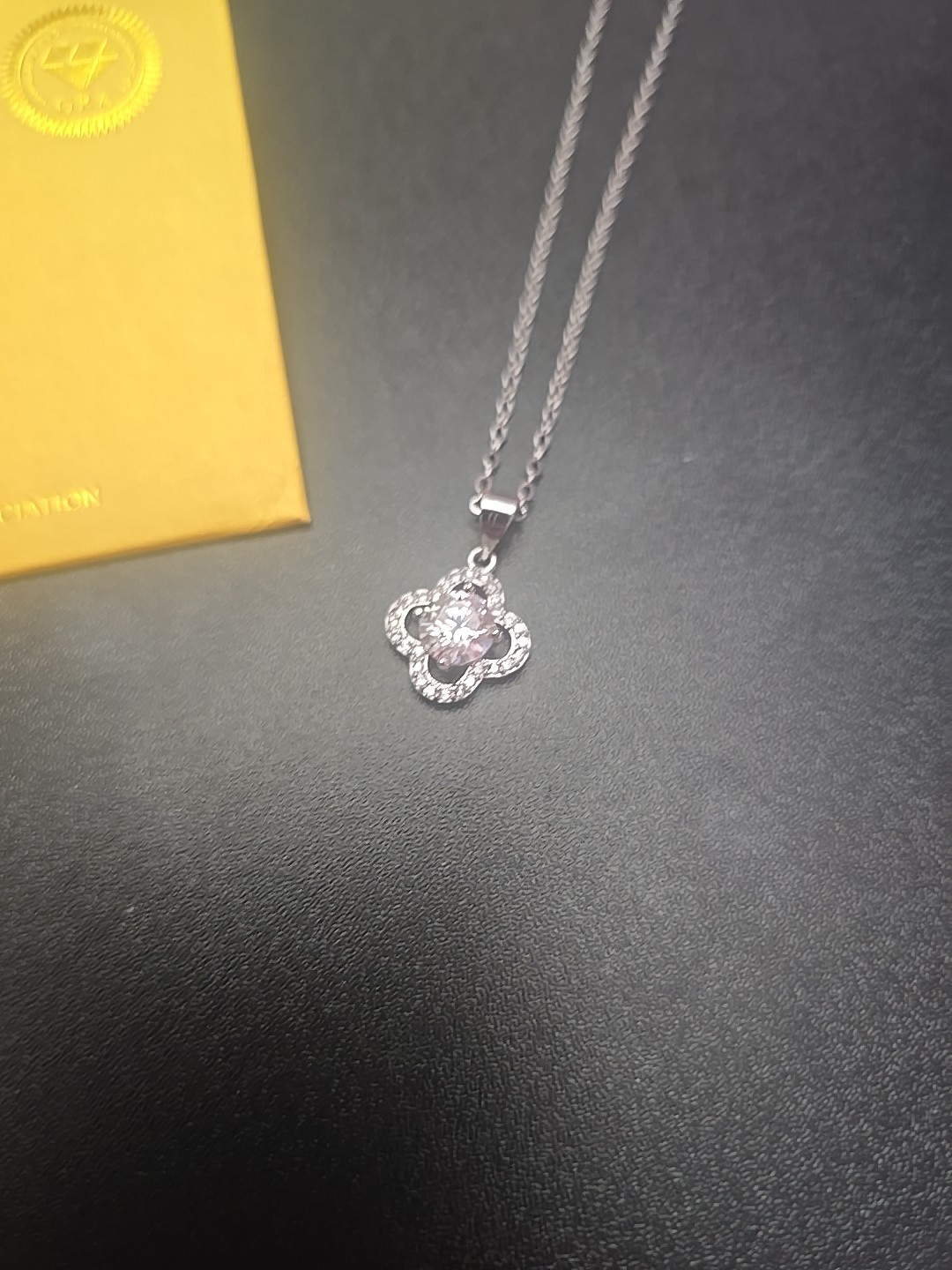 GRA 925 Sterling Silver 1ct D Color Moissanite Clover Pendant Necklace