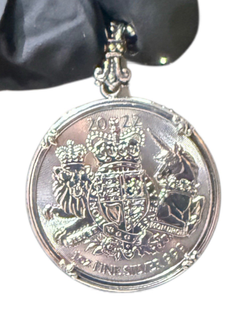 Samuel B 2022 Britannia Fine Silver Coin Pendant w 18K & 925 SS~ NOS J609378 NWT