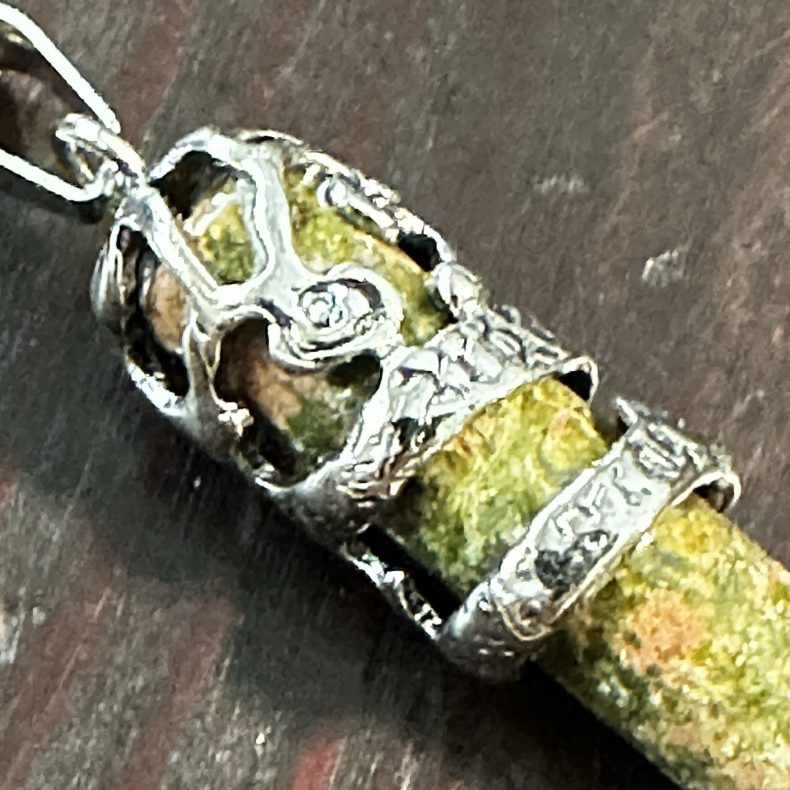 Dragon Unikit Pendant Silver Tone Engraved Metal Pendulum Charms Cylinder