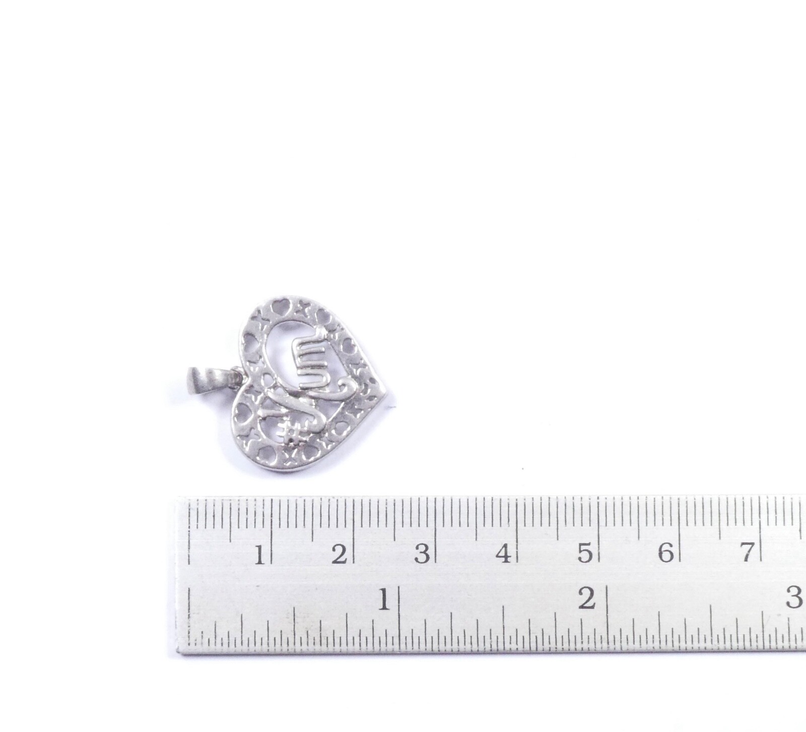 Mum Love Heart Pendant 925 Sterling Silver 2.5cm x 2cm