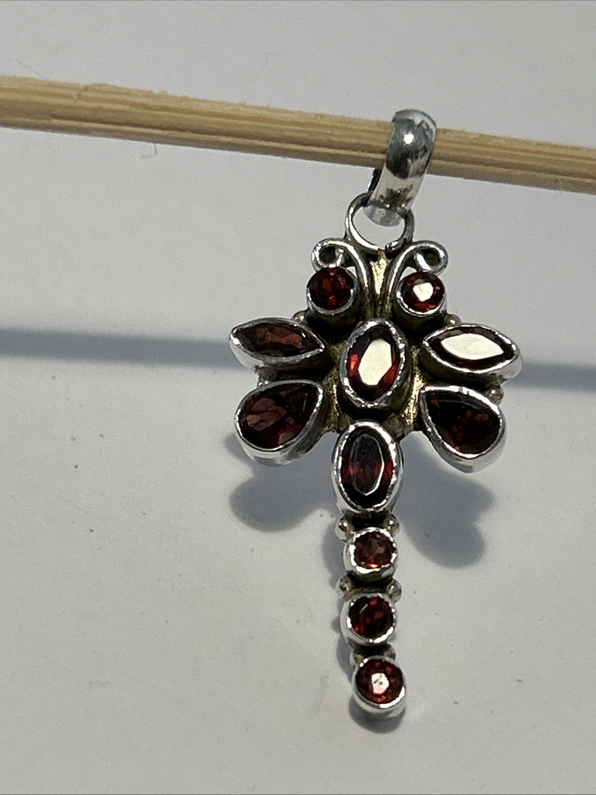 Vintage Sterling Silver & Garnet 4.1cm Long Pendant (4.14g)