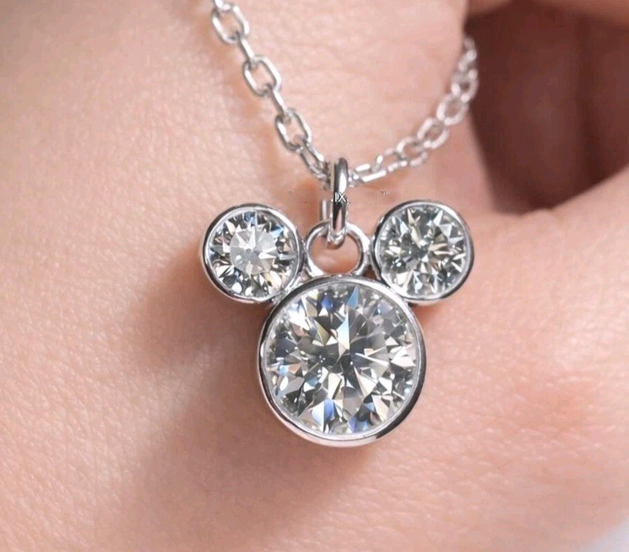 7 Ct Certified Treated White Diamond Micky Design Solitaire Pendant. 925 Silver