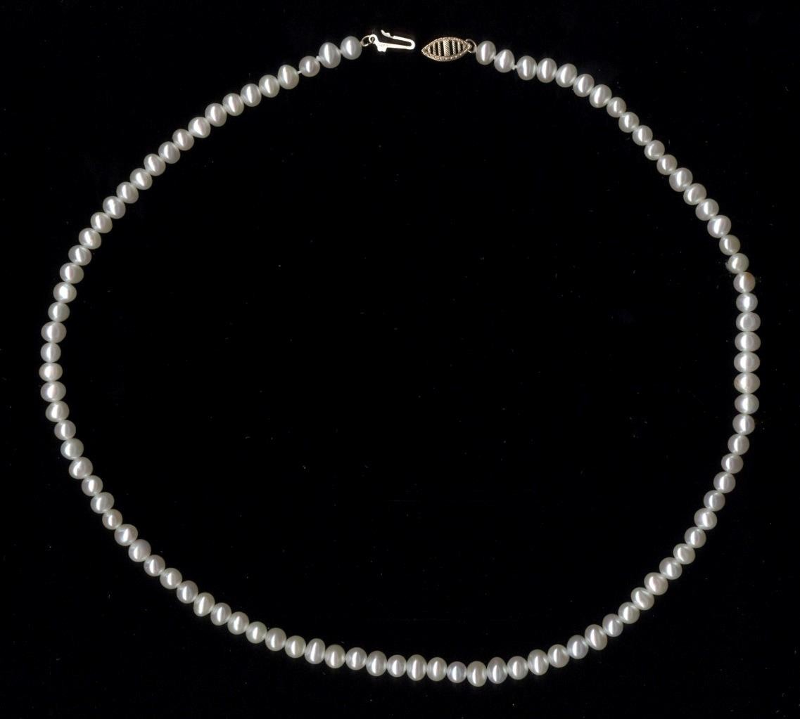 10K 16.9 Gram 18″ Solid Yellow Gold 5.5mm Bead White Pearl Strand Necklace *gk