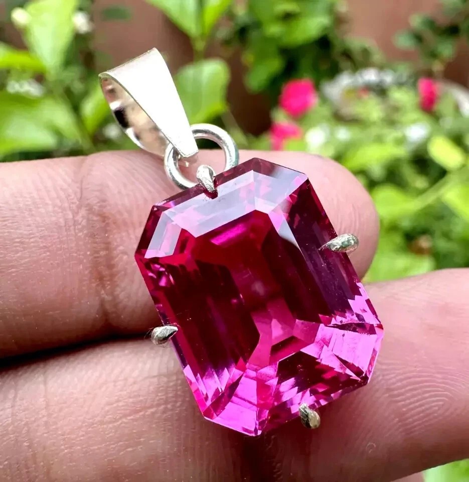 25 CT Natural Pink Emerald Sapphire Cut 925 Solid Silver Gemstone Pendant