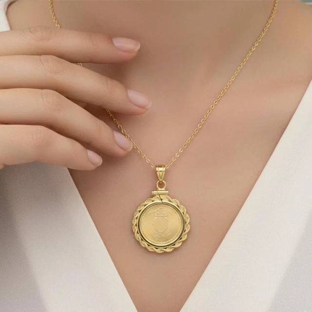 38mm Coin Bezel Pendant Rope Soldered Bail 14K Gold Plated Sovereign Holder