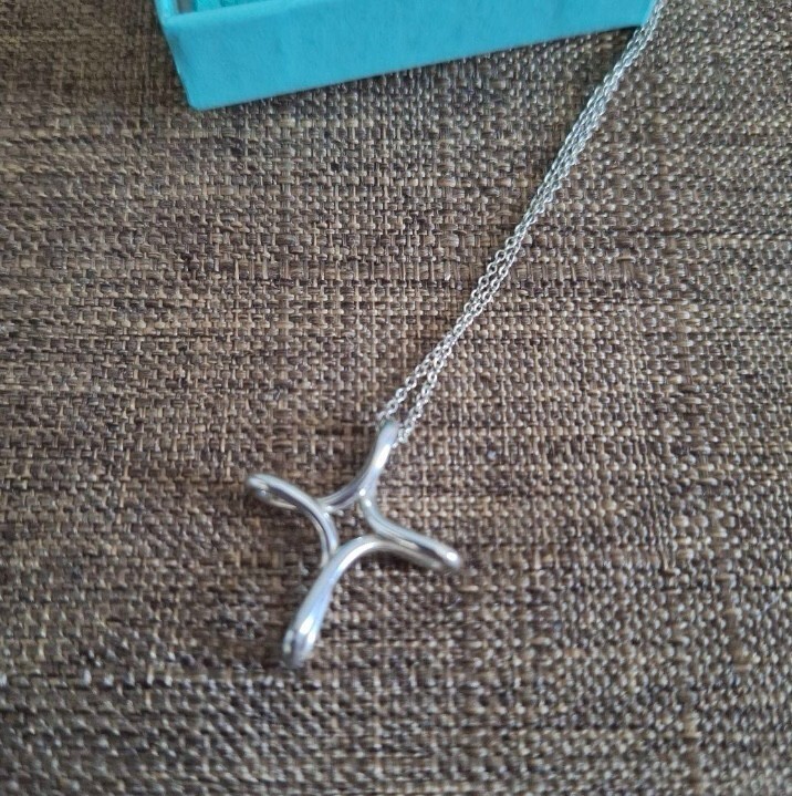 Auth Tiffany & Co.Silver 925 Infinity Cross Necklace W/Original Box From Japan