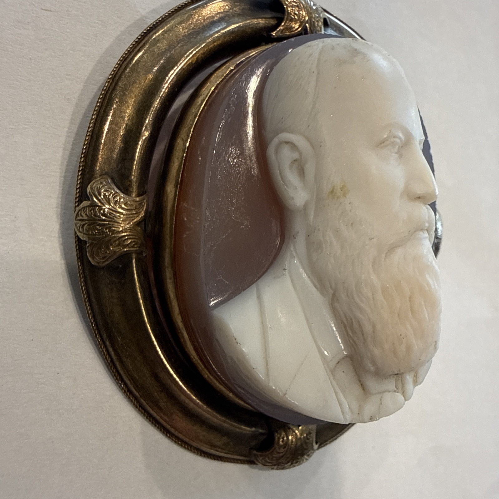 Antique 19thC Hardstone 3-Layer Sardonyx Agate Male Cameo Brooch Pendant Vermeil