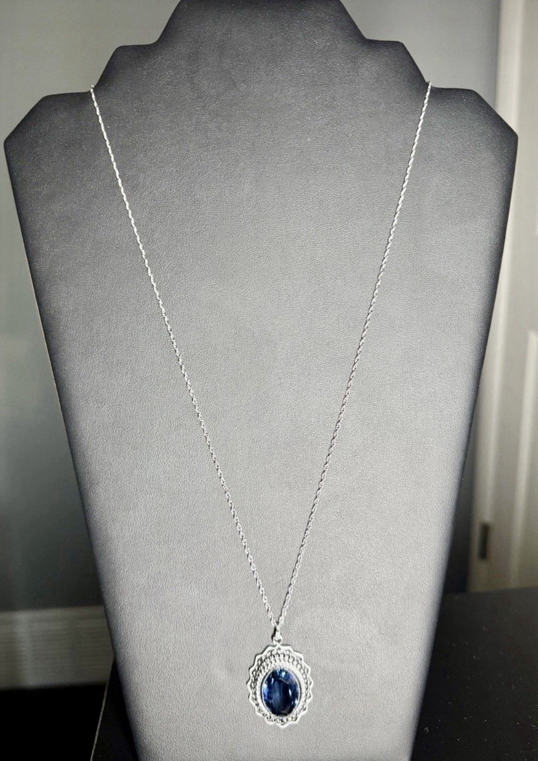 Danecraft Sterling Silver 925 & Blue Topaz Rope Necklace Pendent 24 Inch 9.5 g