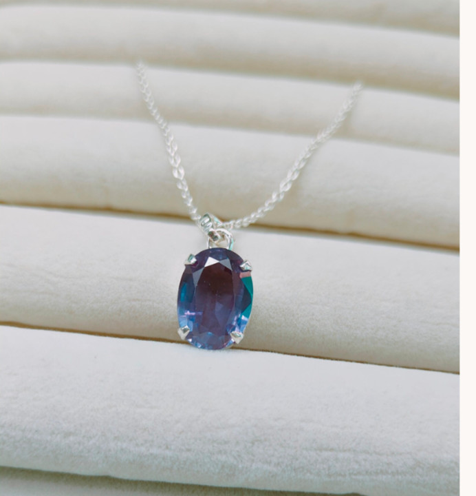 Natural Alexandrite 100% Color Change Gemstone Pendant 925 Sterling Silver