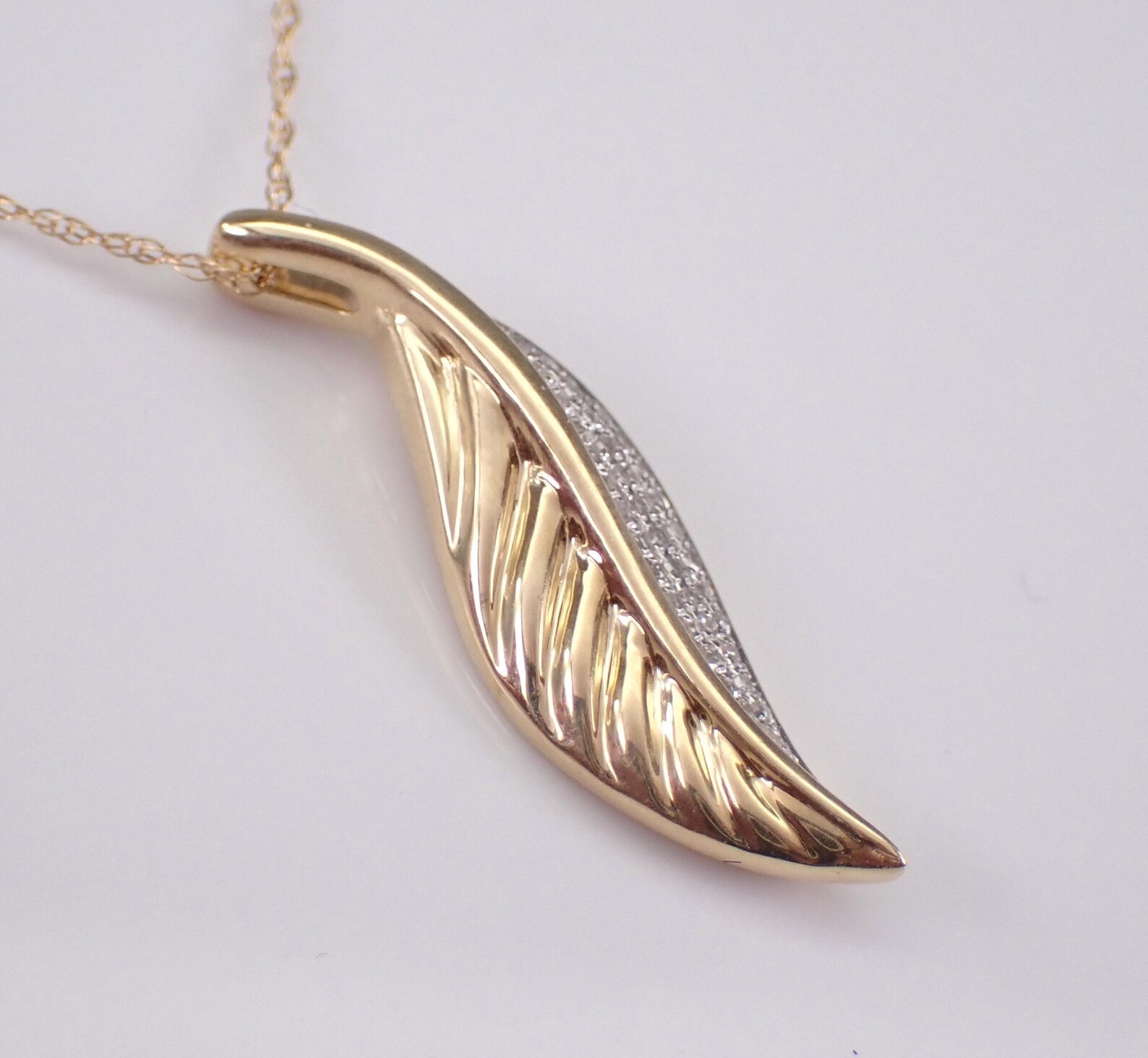 0.40 Ct Round Moissanite Feather Shape Pendant Necklace 14K Yellow Gold Plated