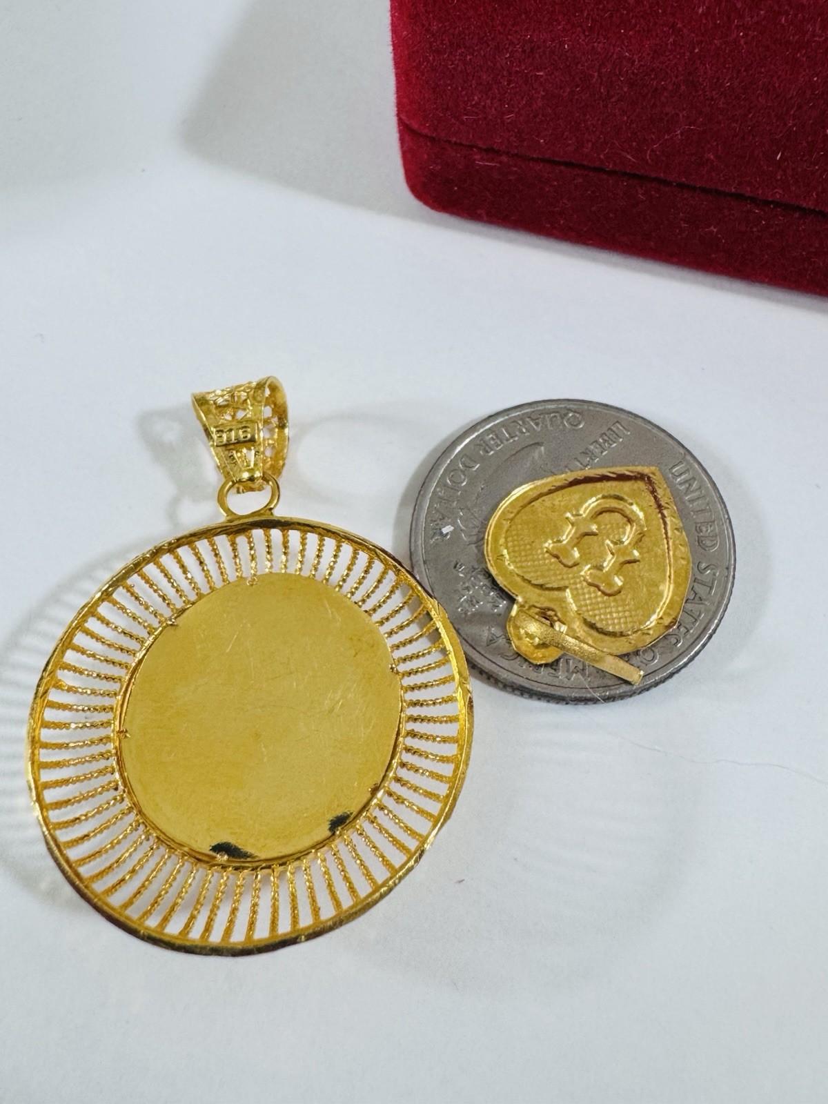 Rare 22K 916 Real Gold Two Set of Pendant U Heart & Round 5.2g