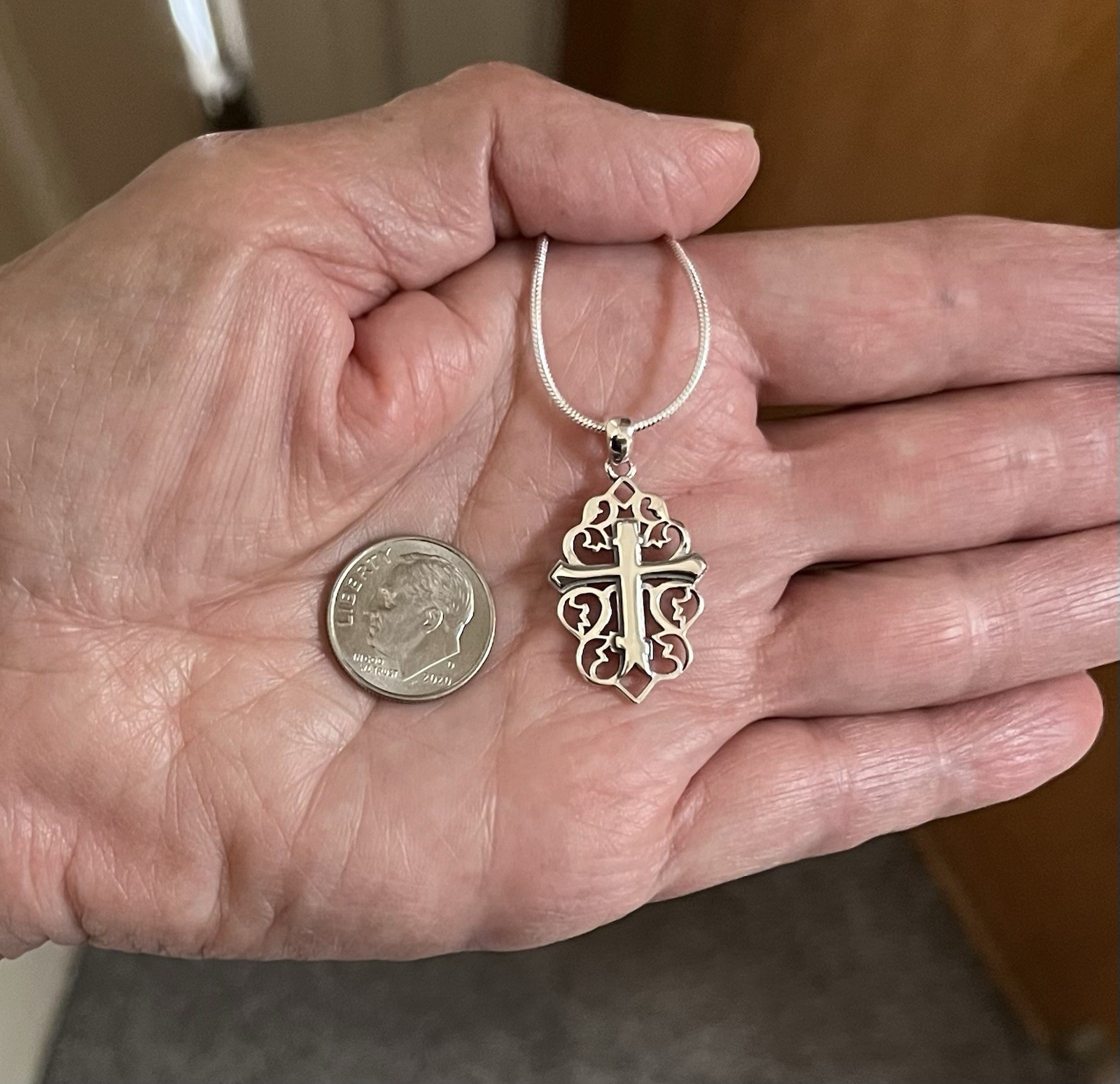 Sterling Silver Cross Pendant &18” Snake Necklace,Spiritual & Beautiful 💗🌹