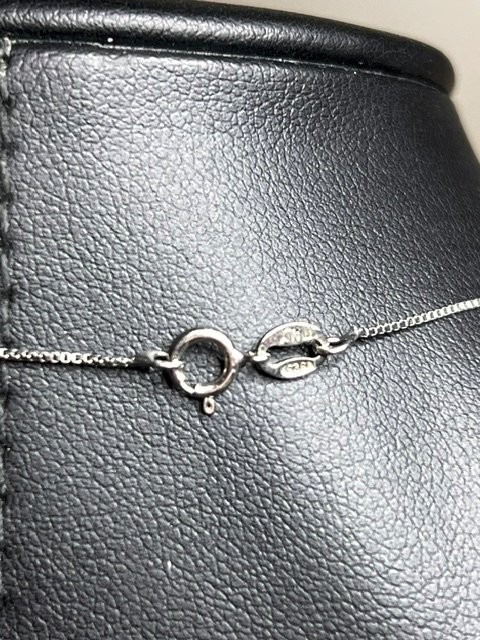 B6007 Sterling Silver Arrow Pendant Necklace 18″ Engraved Minimalist Box Chain