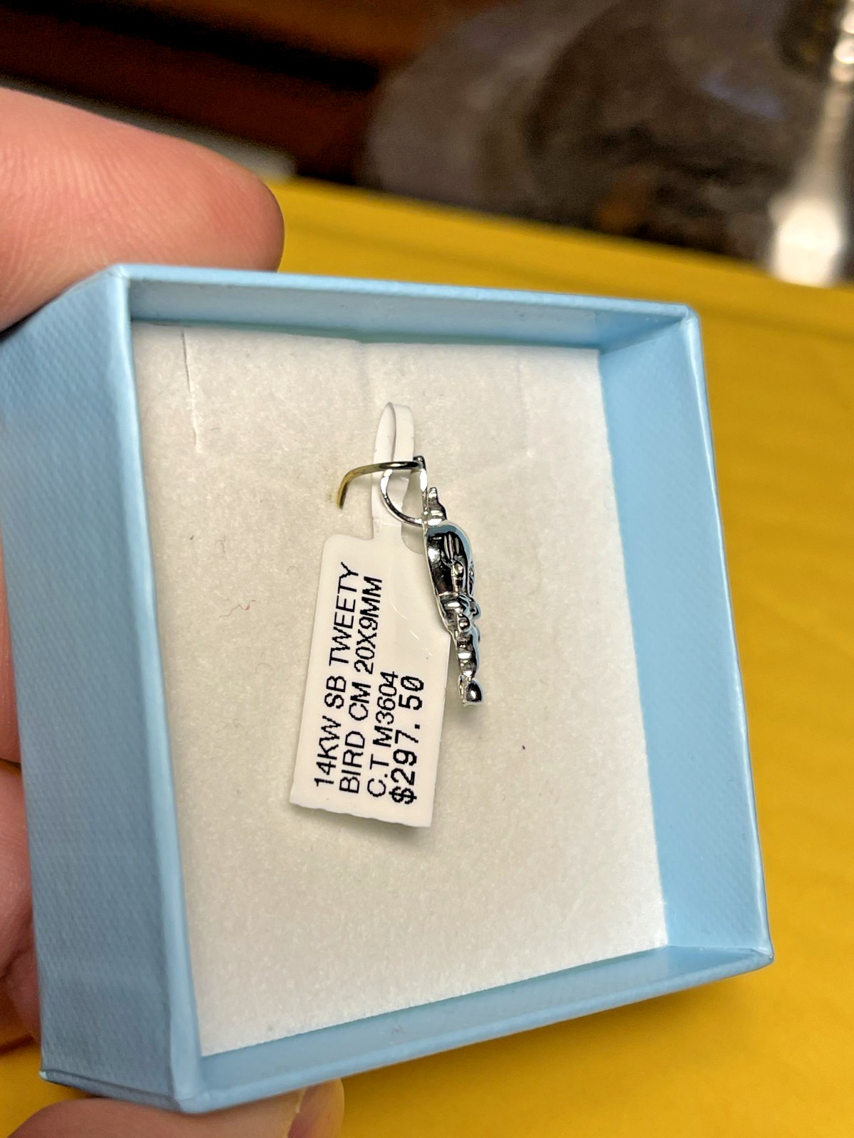 14KT White GOLD TWEETY BIRD PENDANT ,with original tag , never worn