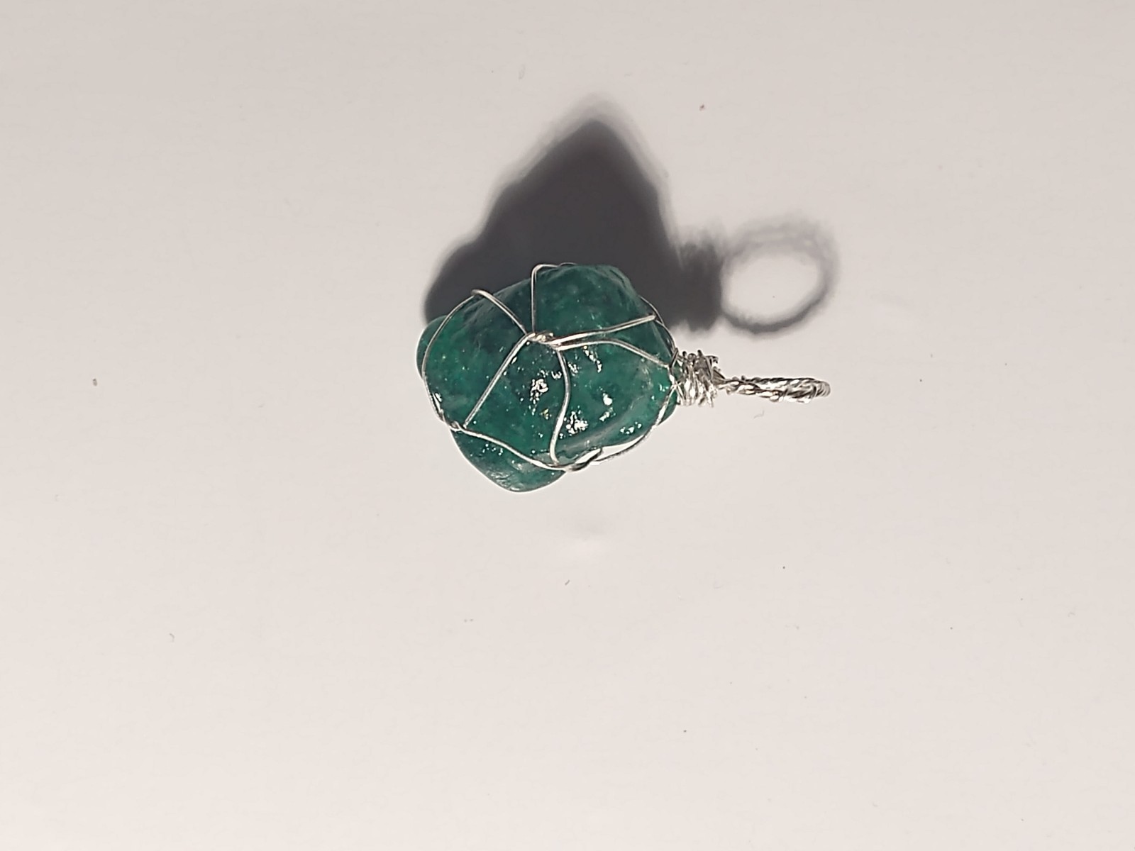 Natural Emerald Pendant with excellent green color in Sterling Silver
