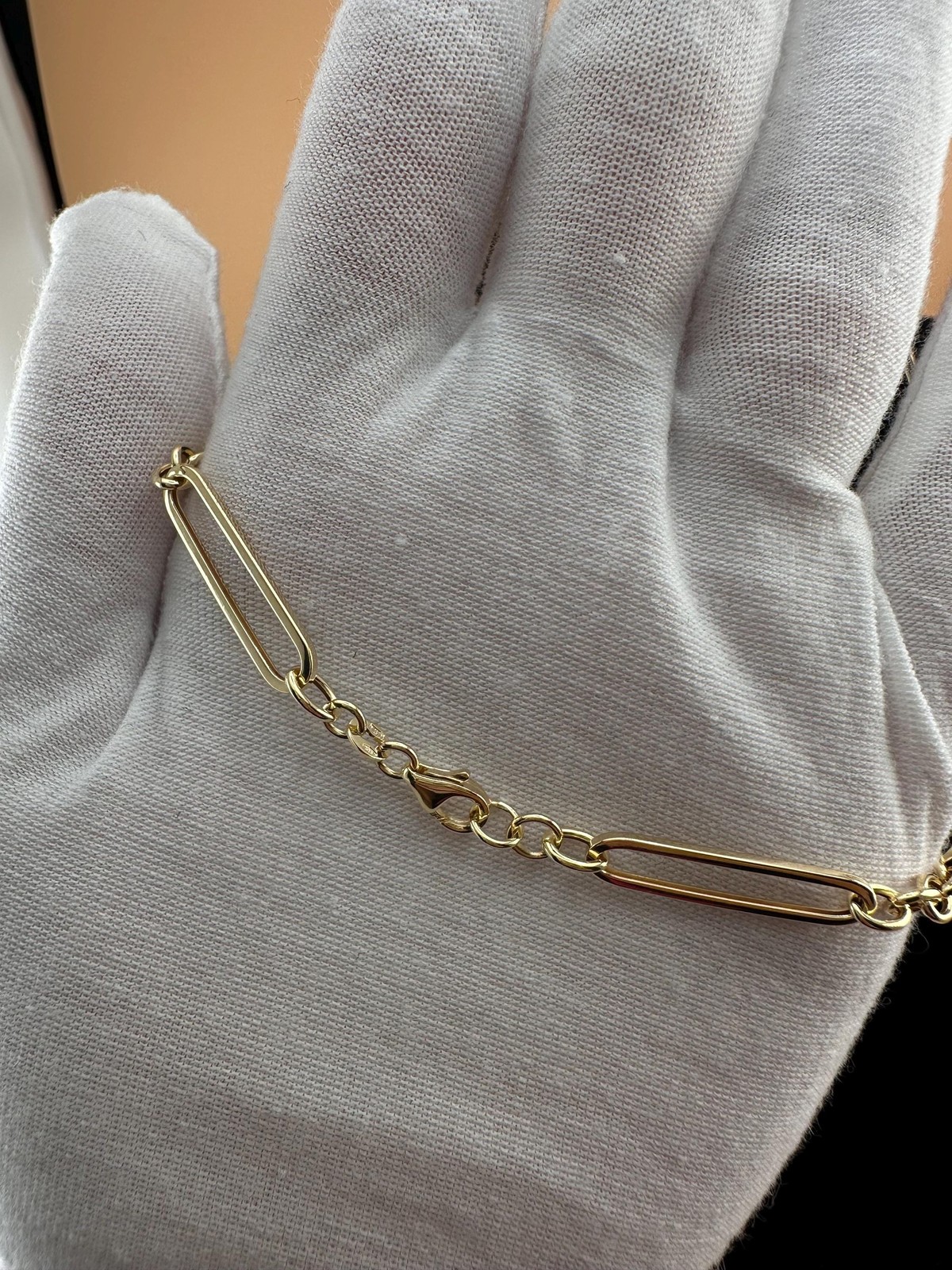 14K Gold Necklace Gold Paperclip Oval Link Hollow Lightweight