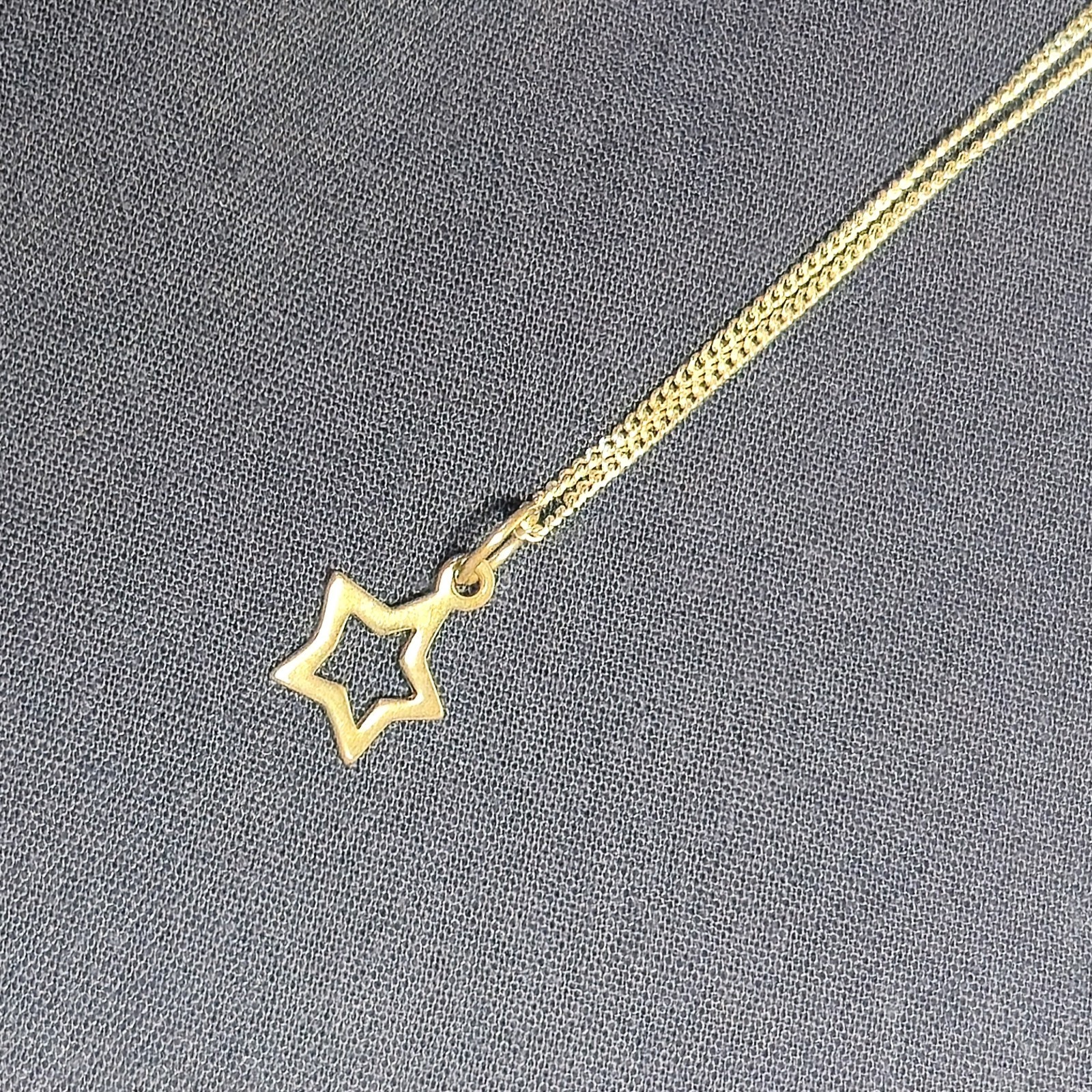 925 Sterling Silver Star Necklace 35cm Short Chain Kids Small Adults VGC