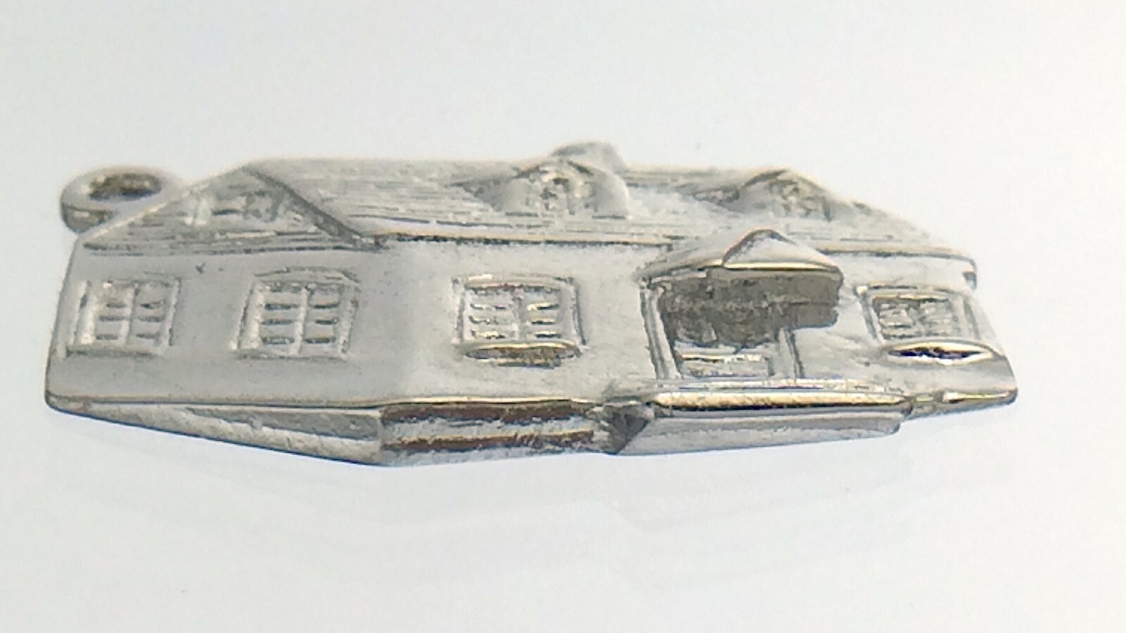 AM Vintage House Maison Marked Ster Charm Pendant 2.9g 0.75in Tested Silver J692