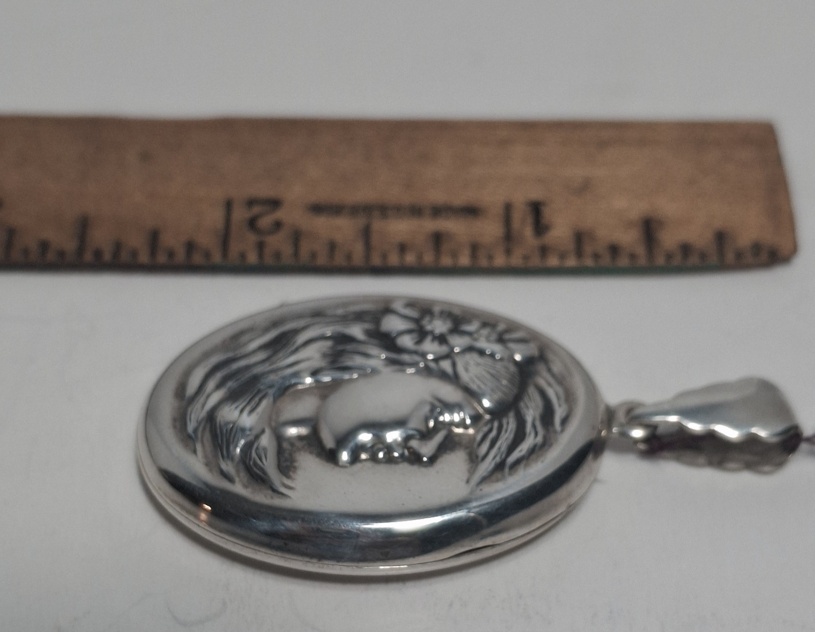 Sterling Silver Oval Locket Pendant Female Profile, Holds 1.5″ x 1″ Photos