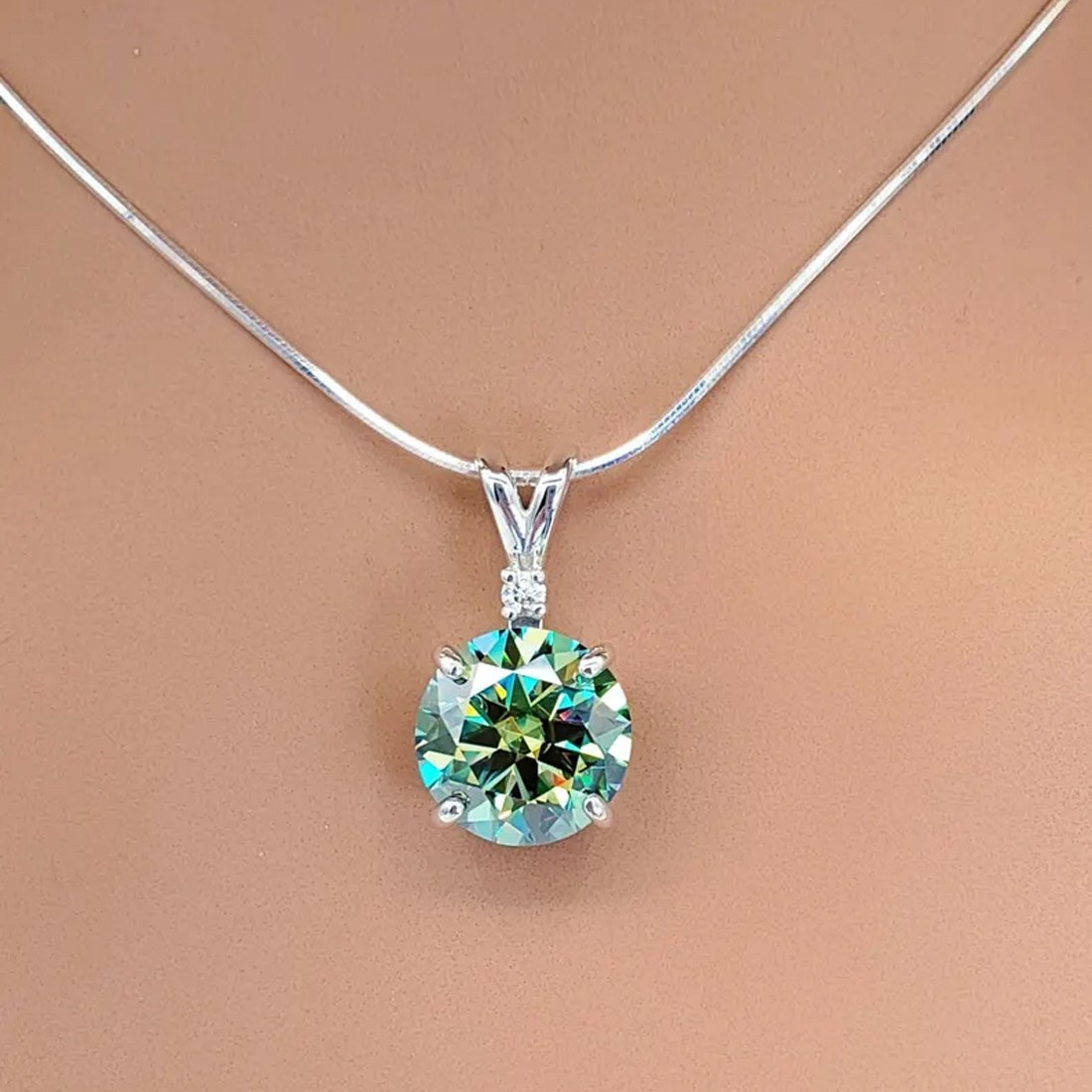 8.10 Ct Treated Blue Diamond Solitaire Sterling Silver 925 Pendant with Chain