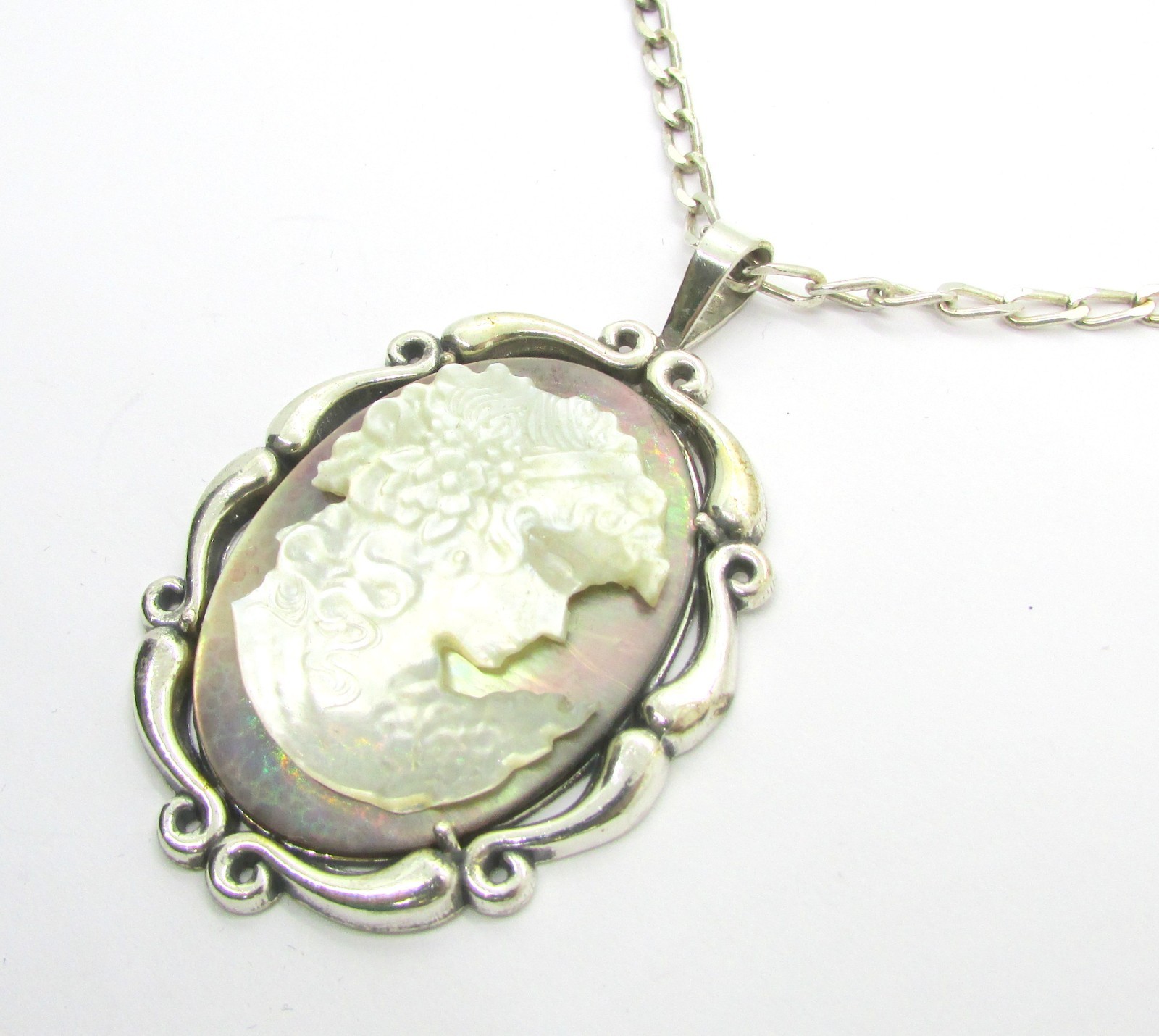 925 STERLING SILVER MOTHER OF PEARL CAMEO 61X40MM PENDANT 16″ NECKLACE ~ 26.7 G