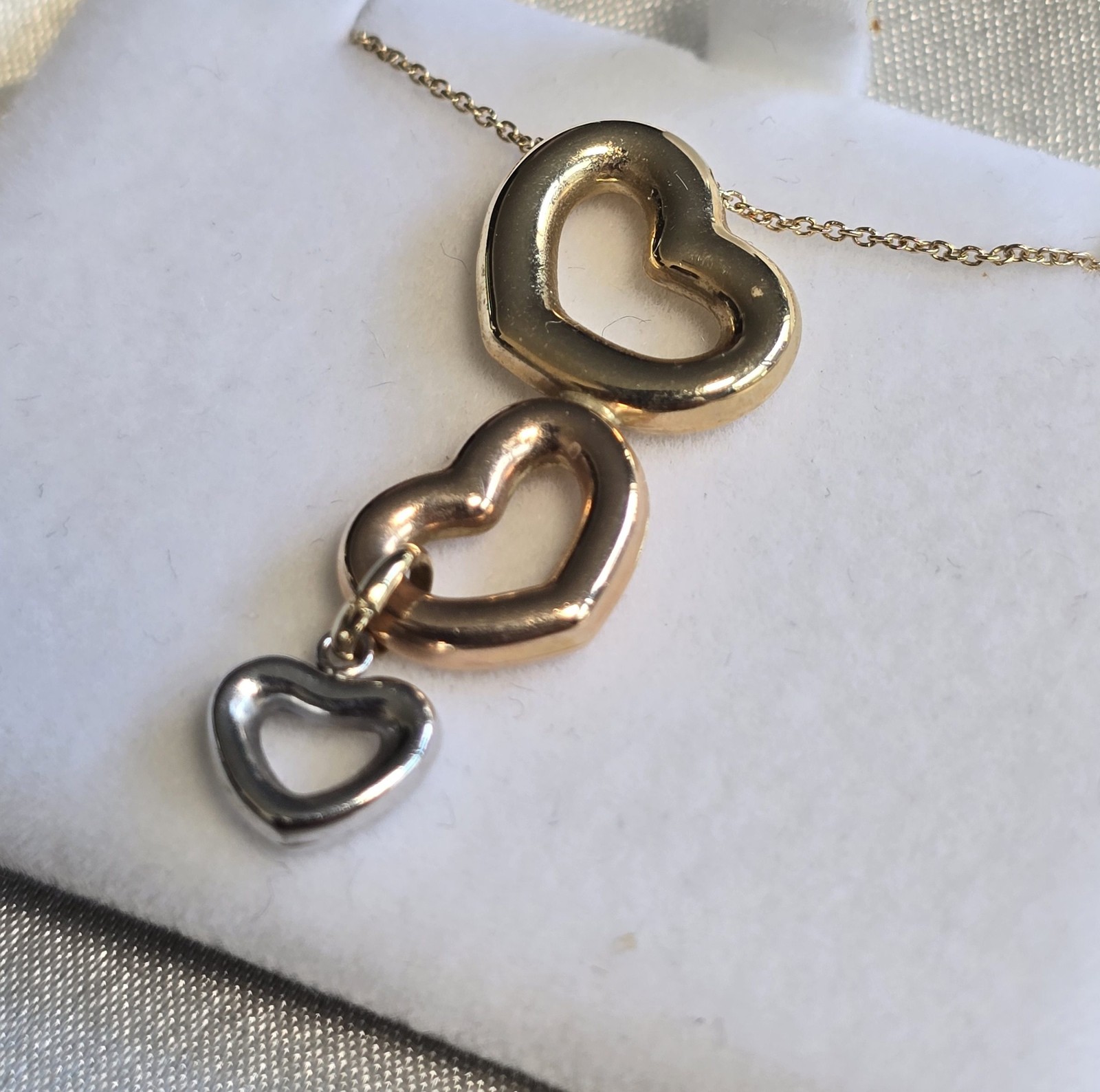 14ct Gold Three-Tone Open Heart Pendant Necklace 16inch/40cm