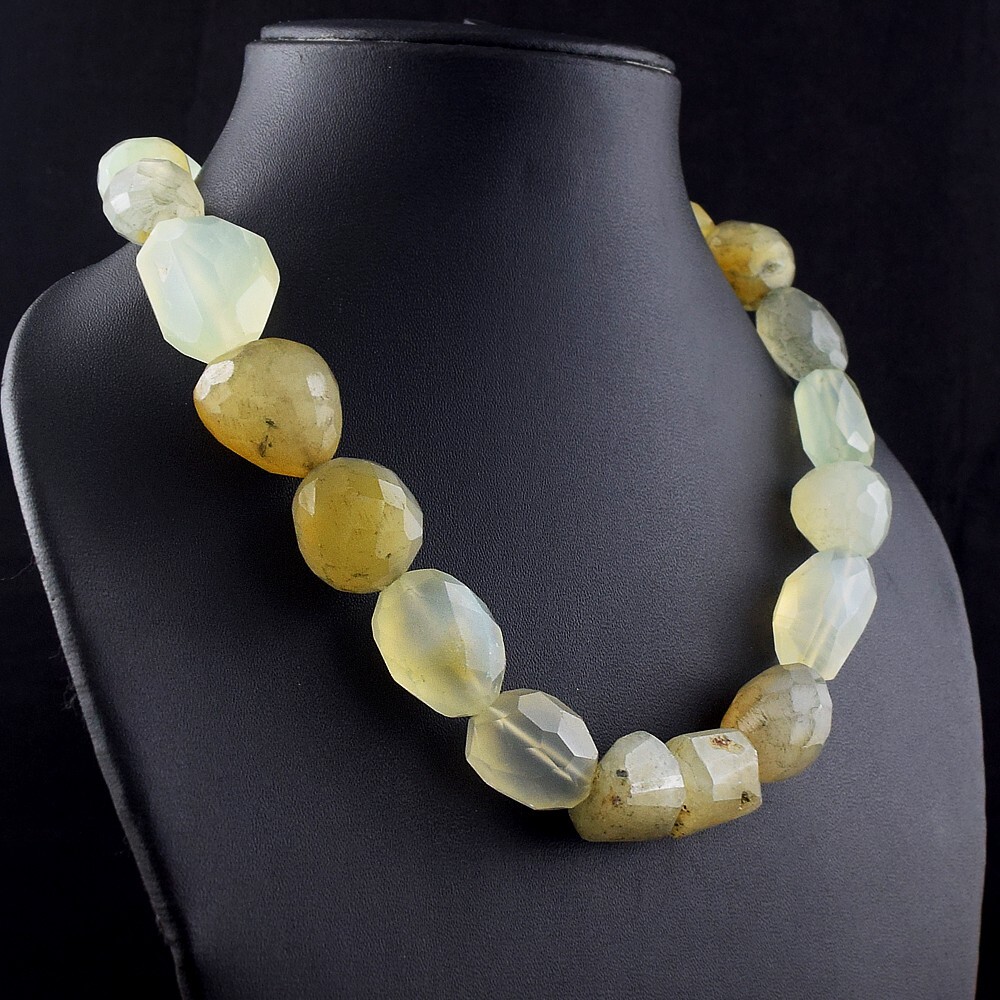 Excellent Amazing Cut Green Chalcedony 788.00 Cts Beaded Necklace VK 19 E608