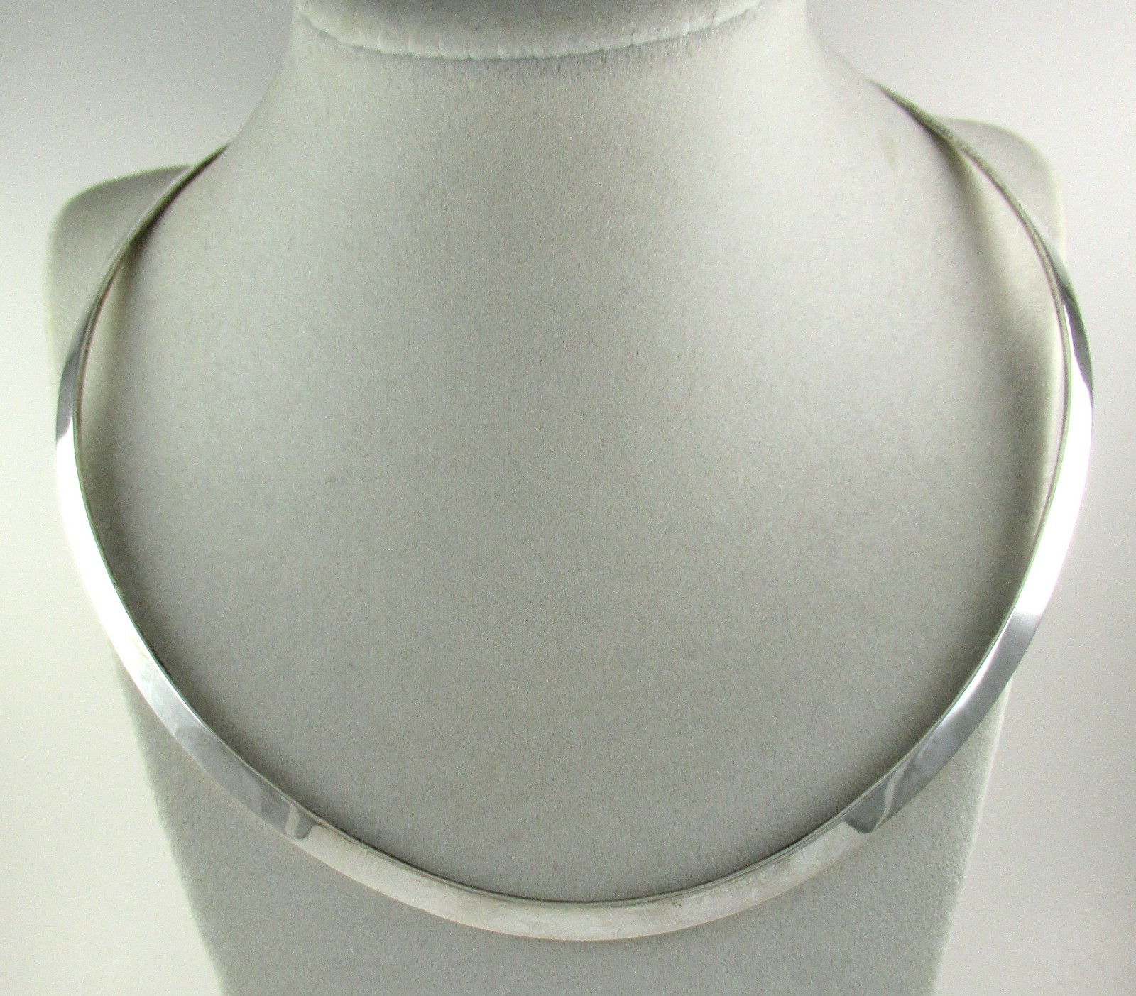 Sajen .925 Sterling Silver Neck Wire Necklace 20″ 5.5mm