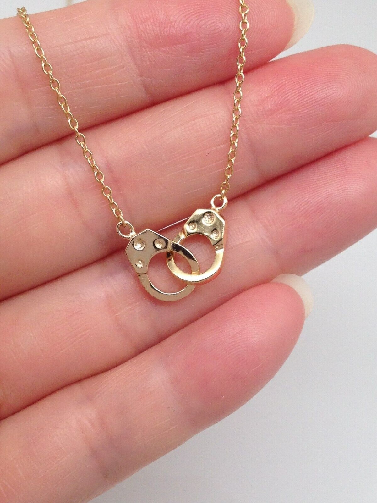 925 Sterling Silver Plain Handcuff Pendant Necklace Womens 9.5mm 17.25″ Gold