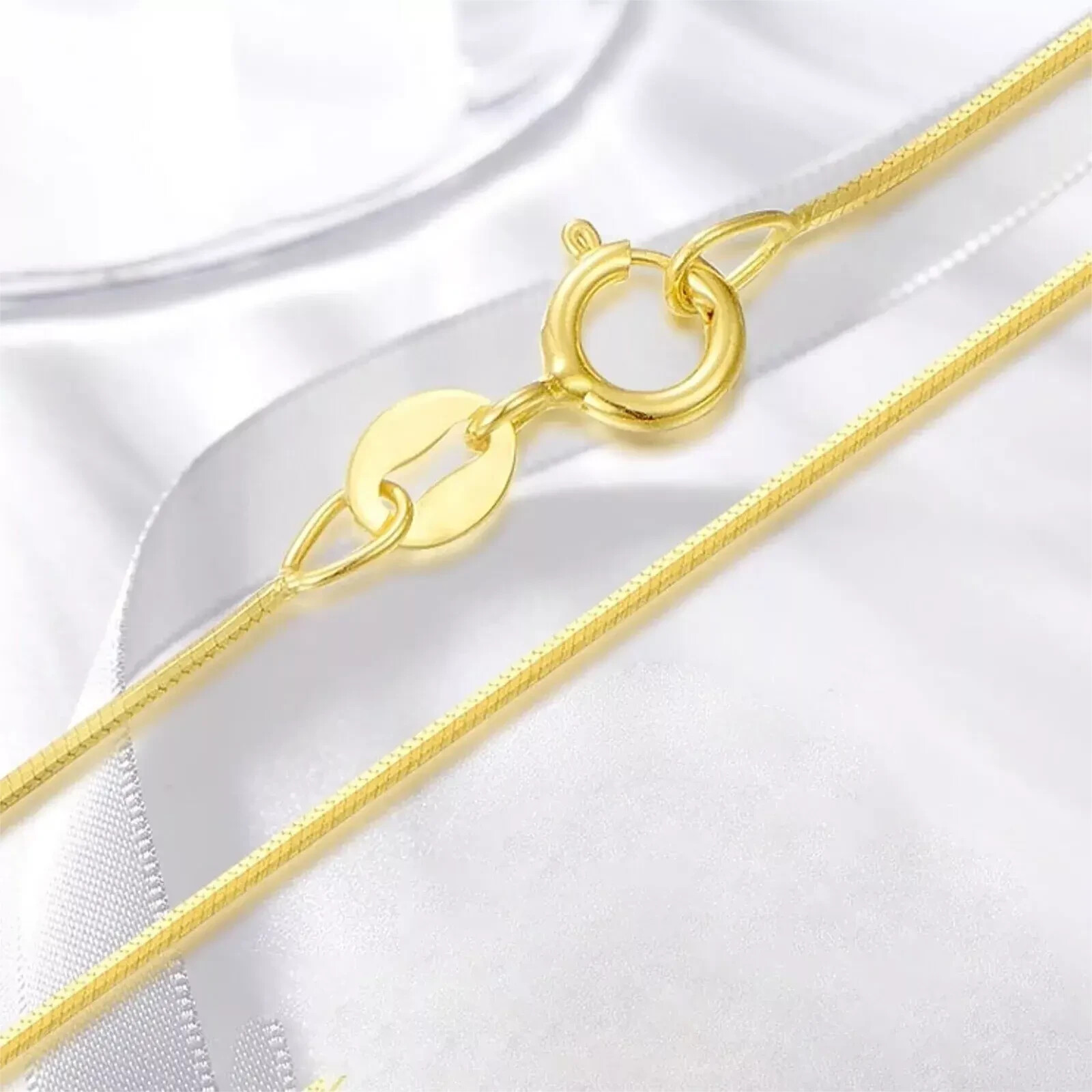 18K Yellow Gold Chain Women 0.8mm Snake Necklace 2.5g/17.7inch