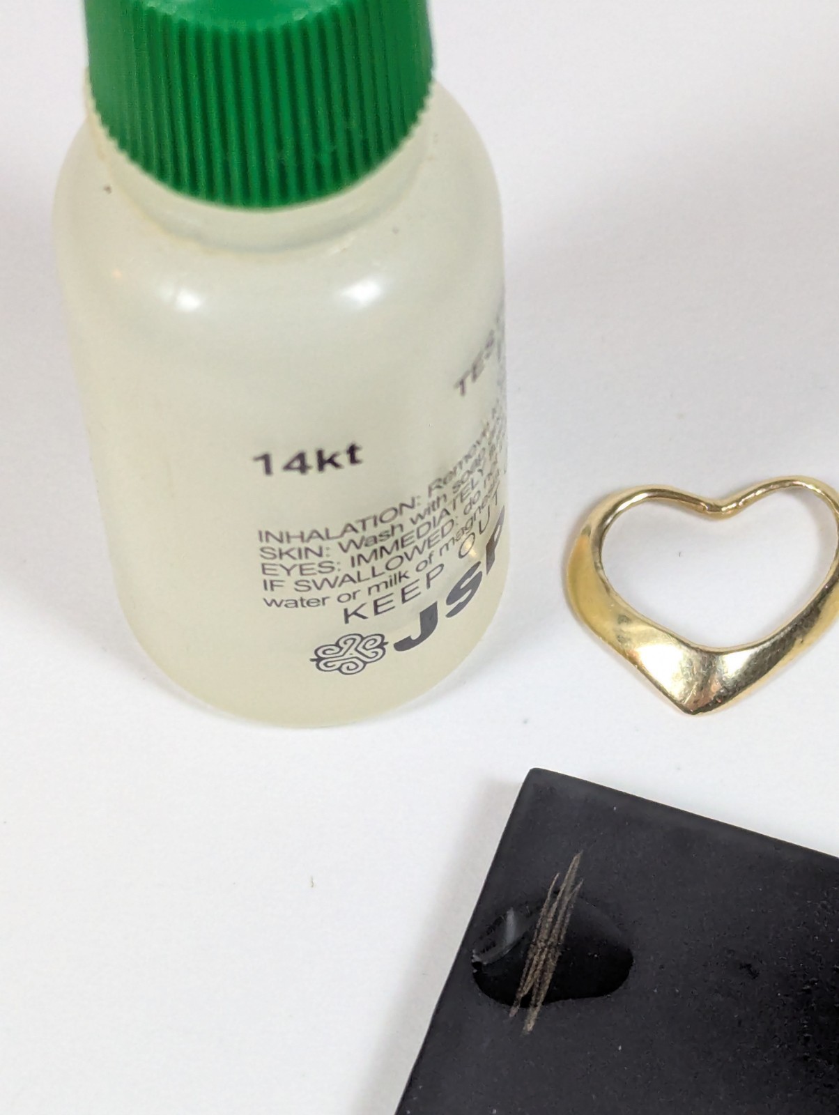 Vintage 14K SOLID Yellow Gold Heart Love Pendant Anniversary Charm Gift!