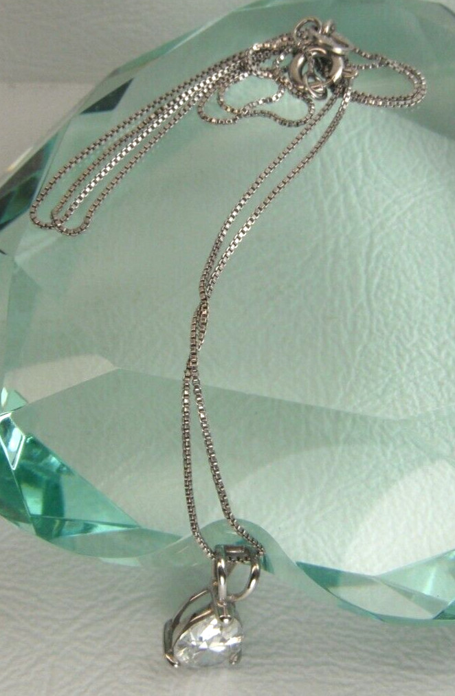 925 Teardrop Swarovski Pendant 925 1.51g Box Chain 18.5″ Spring Ring Clasp