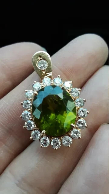 3Ct Oval Simulated Green Peridot Halo Pendant 14K Yellow Gold Plated Silver 18″