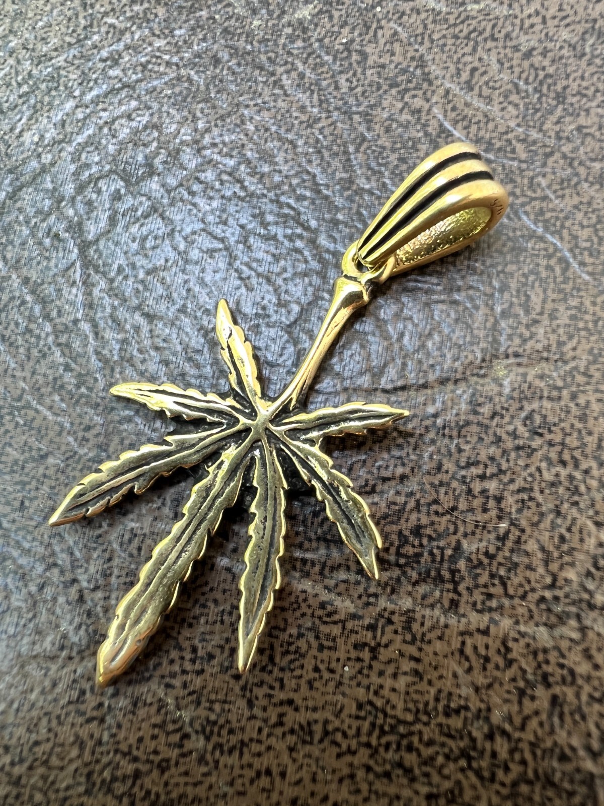 Real 925 Silver / 14k Gold Plated Marijuana Leaf Oxidized Pendant Necklace Charm