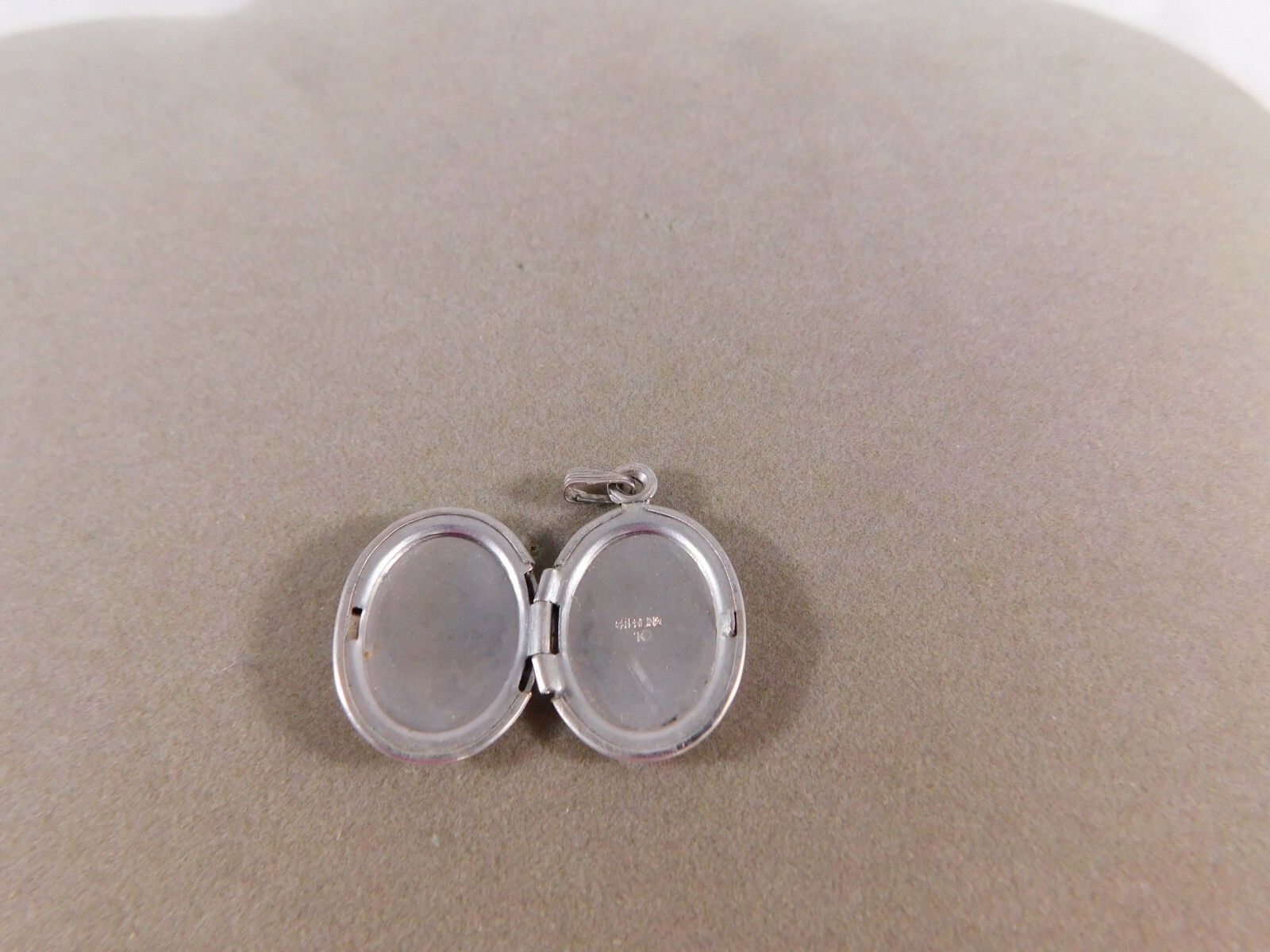 Sterling Silver Rosebud “Forever in my Heart” Photo Locket