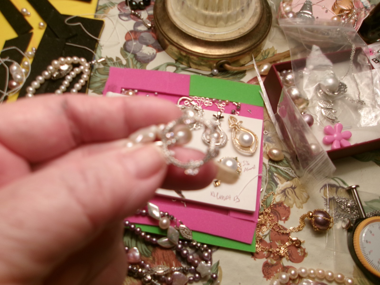 PEARL BRACELET WITH REAL PEARLS I MADE THIS ONE PINK TAMBOURINE