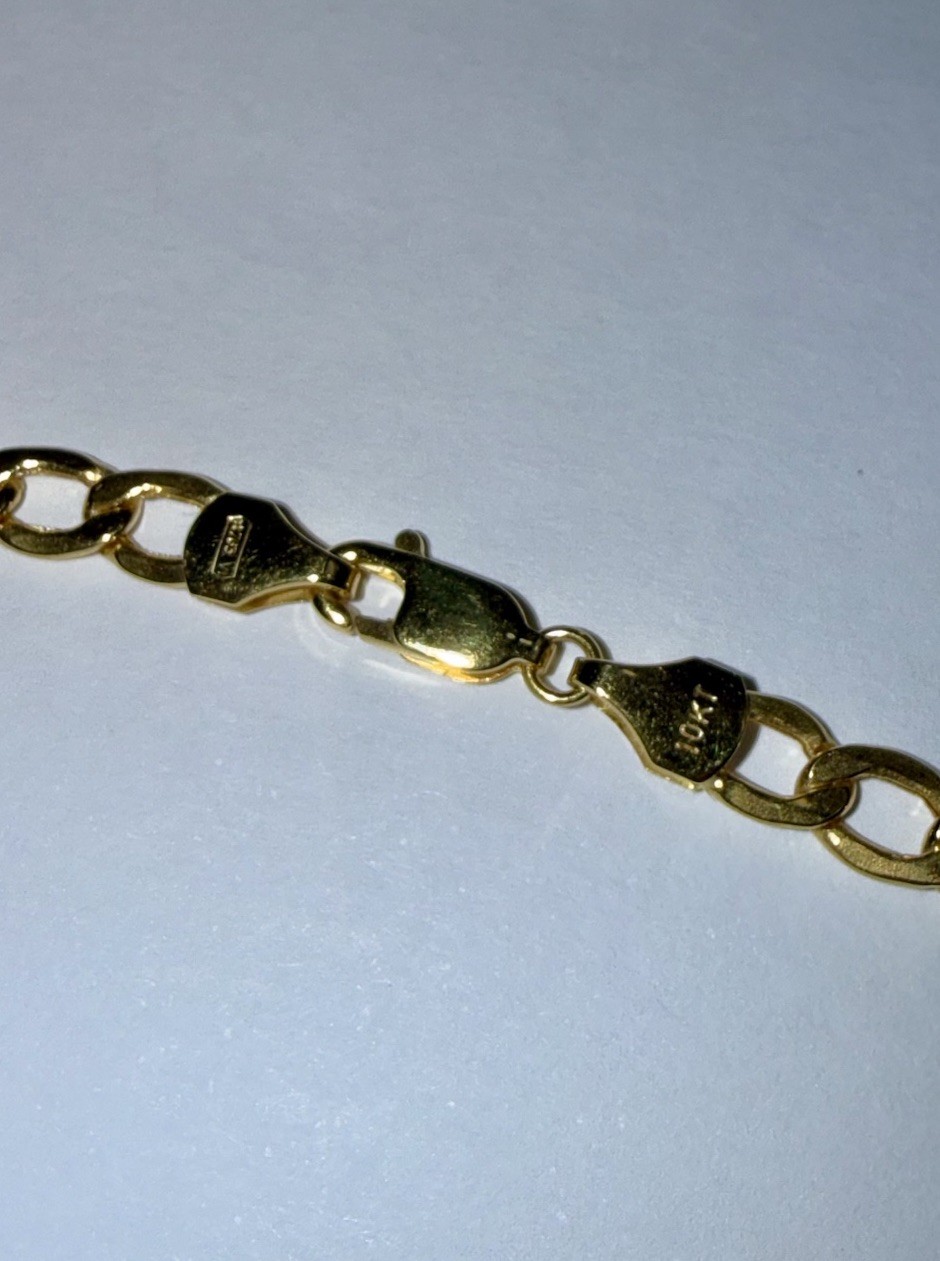 ESTATE Solid 10K Gold 4.8mm Figaro Chain Necklace 24”