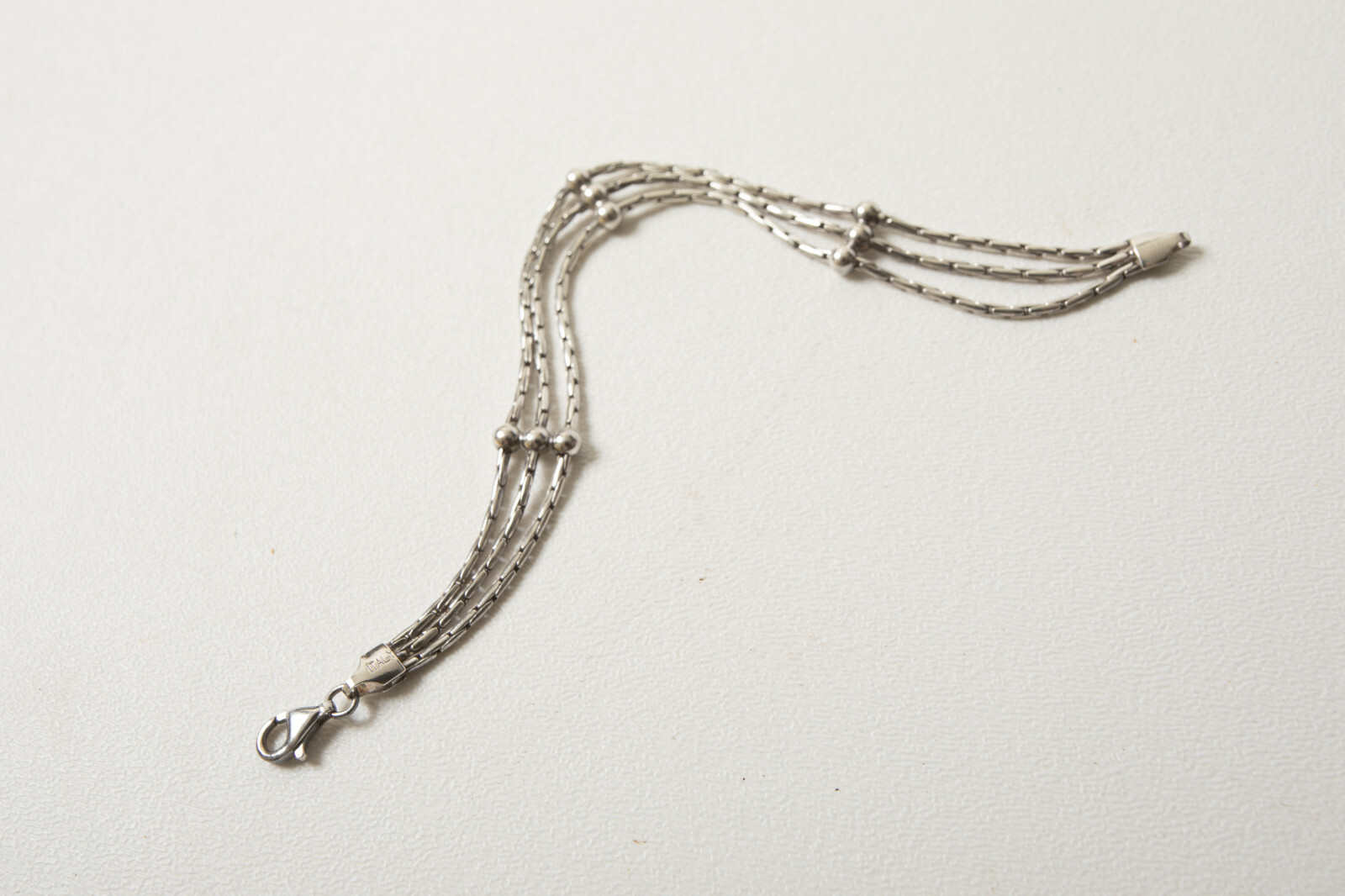 Sterling Silver Bracelet (B4D-6) 925 Crinkle Chain 3 Stds Italy 7″ Claw Closure