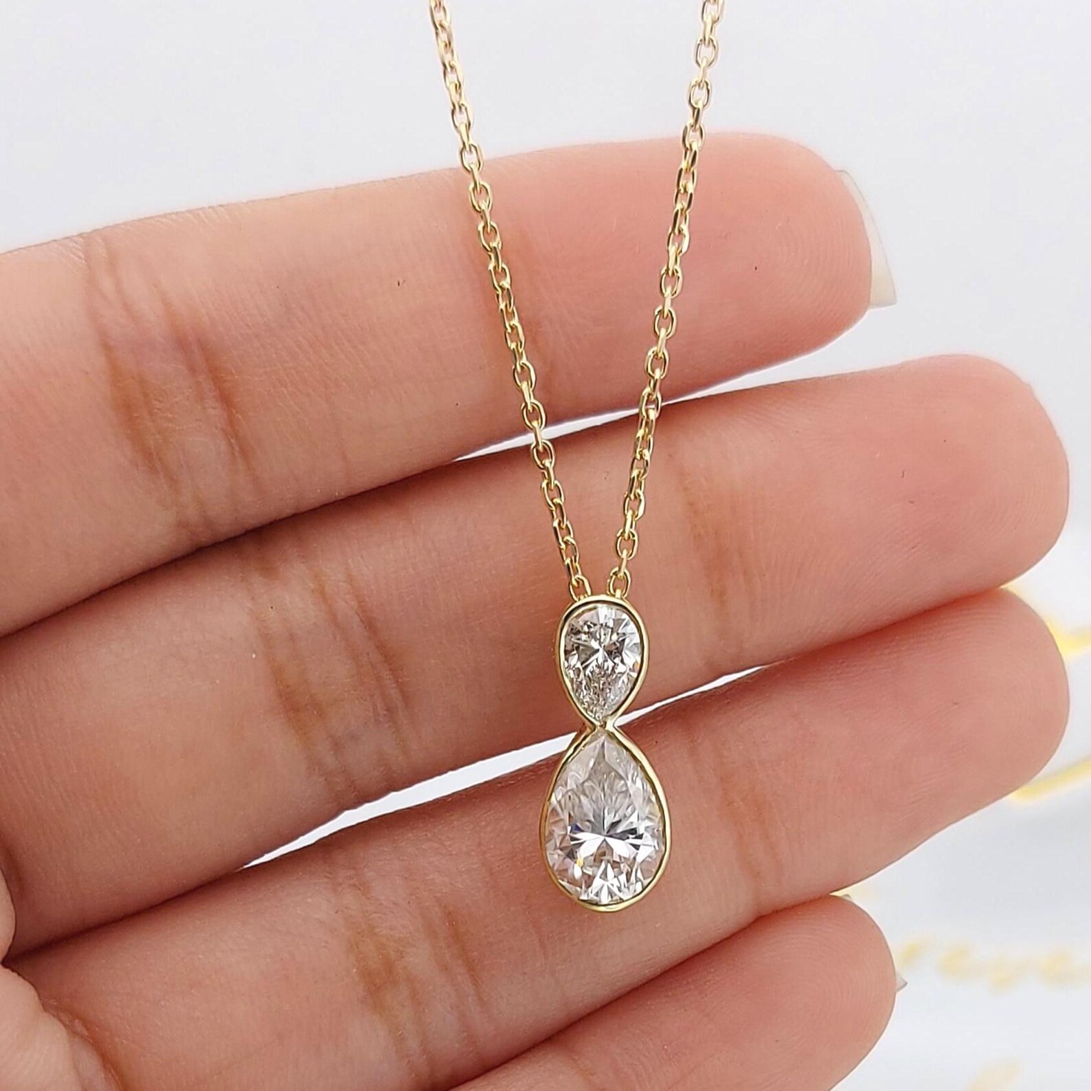 1.50Ctw Pear Cut Lab-Grown Diamond Pendant Necklace with Chain | 14K Yellow Gold