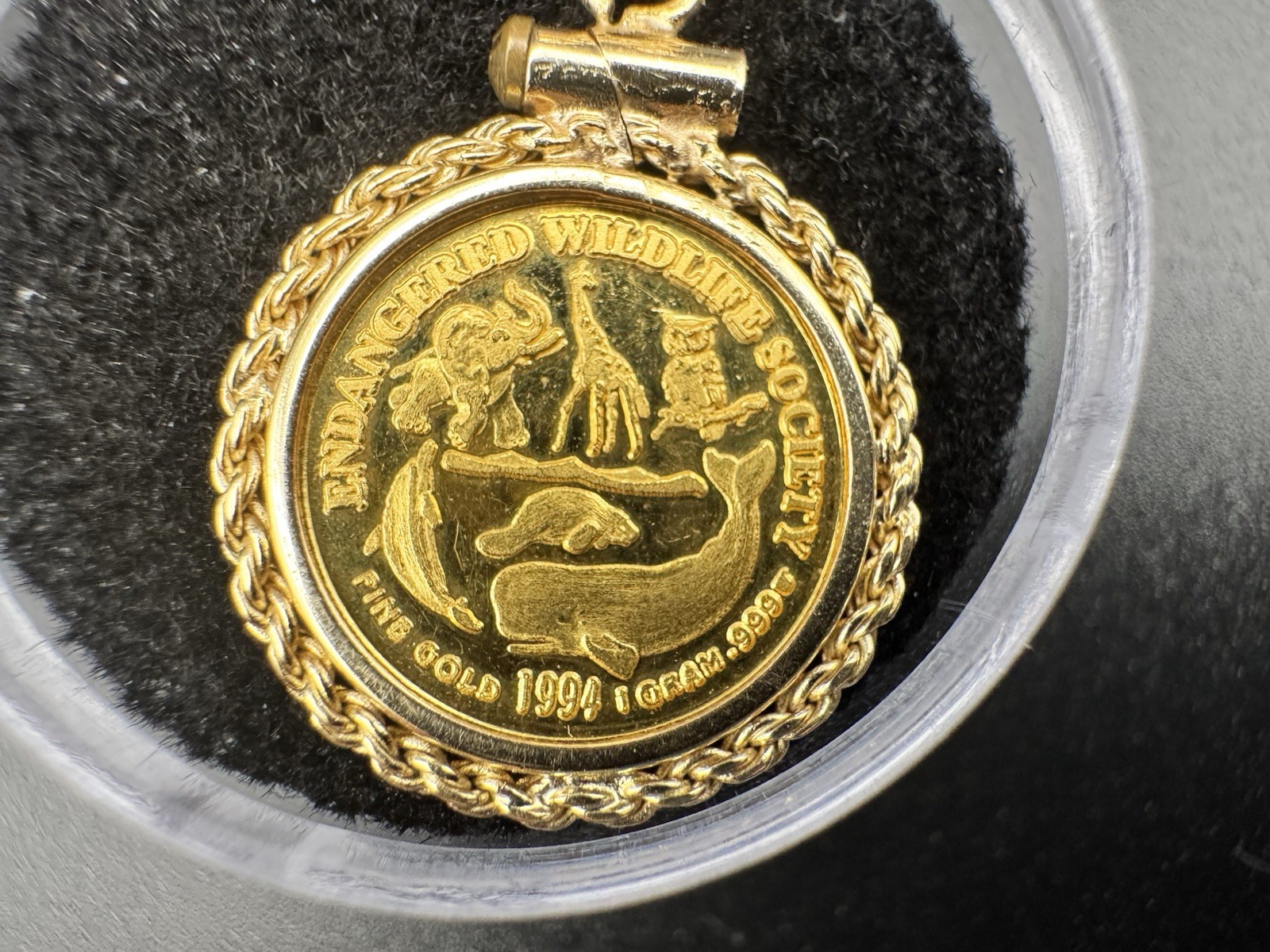 1994 Endangered Wildlife Society 1 Gram .999 Fine Gold Coin Pendant 14K Gold