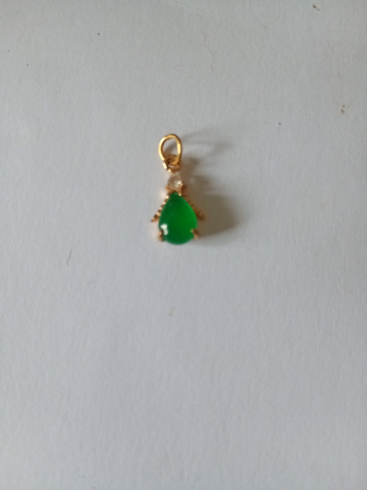 Green Jade Pendant water drop 9ct gold bezel Settings