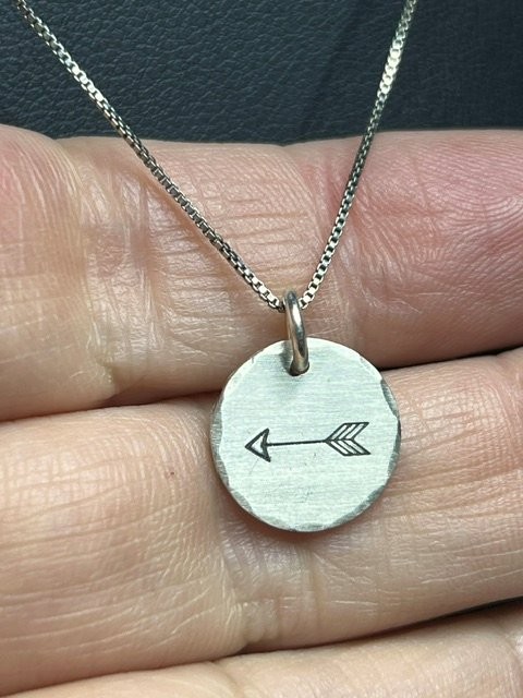B6007 Sterling Silver Arrow Pendant Necklace 18″ Engraved Minimalist Box Chain