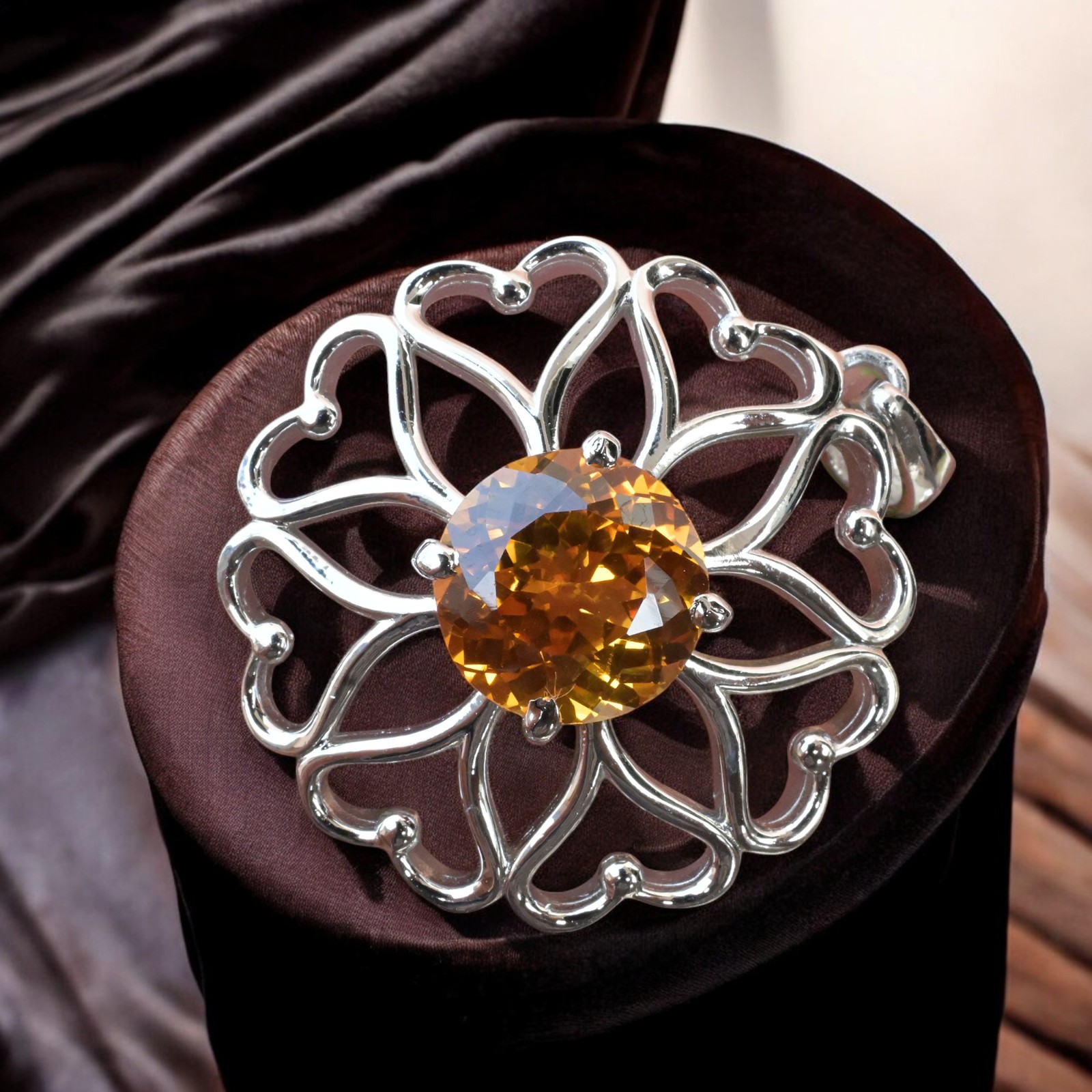 Certified Orange Sapphire 32 Ct Flower Shape Pendant 925 Sterling Silver MG002