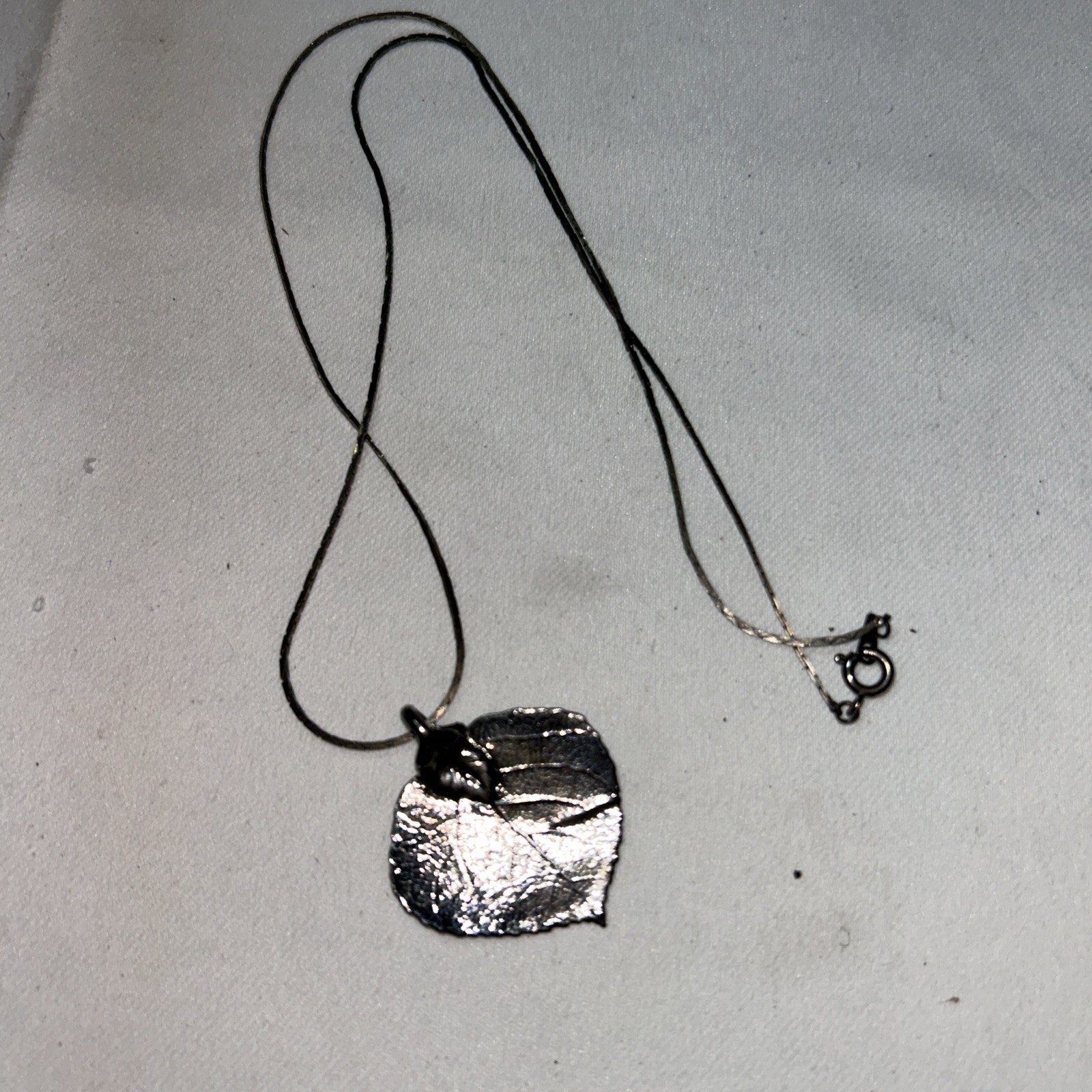 Silver Leaf Necklace Possibly Sterling Unable To Read, Unbranded 11”