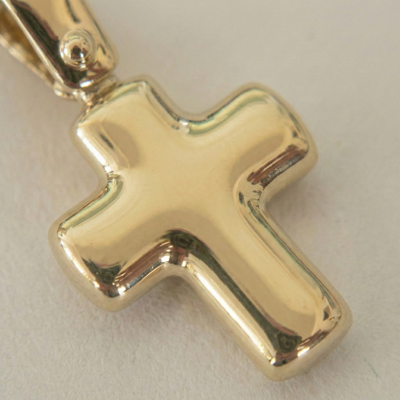 14K Gold Plain Cross Pendant 0.75in Polished Finish